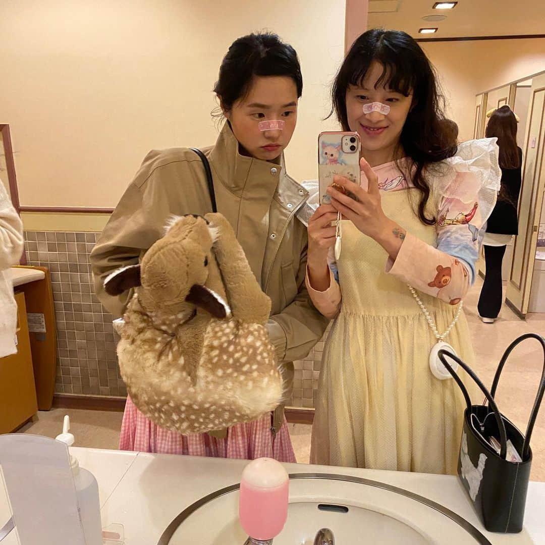 小藪奈央さんのインスタグラム写真 - (小藪奈央Instagram)「. Where pastel dream come true 🏰」12月5日 19時29分 - nao_now