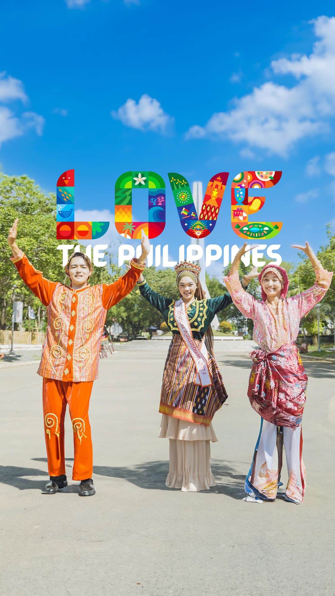 近藤あやのインスタグラム：「『多文化、自然あふれる都市・ダバオ』⠀ w/ @philippinetraveljp @dotdavao ⠀ ⠀ フィリピン第3の都市・ダバオの魅力を フィリピン政府観光省さんと一緒に撮影しました🇵🇭⠀ (フルバージョンはYouTubeを見てね😉)⠀ ⠀ 僕たちが旅したダバオの多文化、 美しい風景や心躍るアクティビティ、 美味しいグルメや、ダバオならではの体験を 映像を通してお楽しみください✈️🇵🇭⠀ ⠀ これからもフィリピンの美しい景色、 楽しい旅を映像で切り取ってきます🎥💥⠀ ⠀ The attractions of Davao,  the Philippines' third largest city. Filmed with the Philippine Department of Tourism🇵🇭⠀ (See YouTube for the full version 😉) ⠀ ⠀ The multicultural Davao we travelled to, Beautiful landscapes and mind-blowing activities, delicious food and unique Davao experiences. Enjoy the video in Davao✌️✈️🇵🇭⠀ ⠀ Work for: フィリピン政府観光省 Cast : @kazukiyo0427 @doraemontoaya  Film : @creator_cotton ⠀ ⠀ #フィリピン #ダバオ #philippines #davao #フィリピン旅行 #海外旅行 #海外旅行好きな人と繋がりたい #film #cinematic #映像 #観光 #travel #シネマティック」