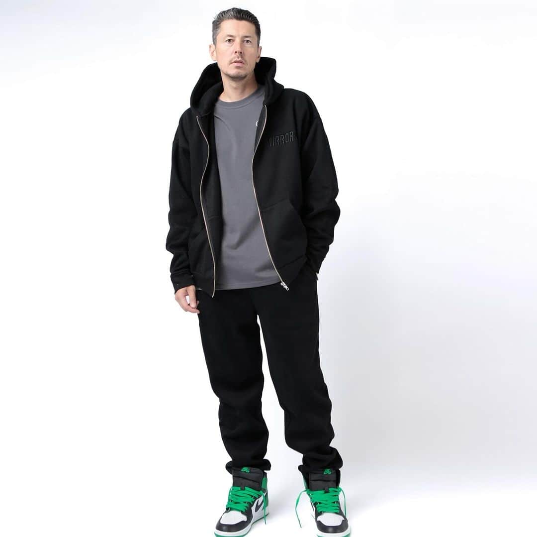 Select Shop MIRROR9さんのインスタグラム写真 - (Select Shop MIRROR9Instagram)「. embroidery sweat series "BLACK"color 🖤  #MIRROR9 #ミラーナイン」12月5日 10時52分 - mirror9official