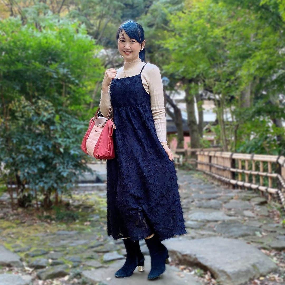 三浦泉さんのインスタグラム写真 - (三浦泉Instagram)「*♪¸¸.•*¨･:*ೄ·*♪¸¸.•*¨･:*ೄ*♪¸¸.•*¨･:*ೄ··*♪¸¸.•*¨･  　コーデ💕  👗⇨♡ @shein_japan    @sheinofficial   👜⇨♡ @longchamp   👢⇨♡ @ugg   @shein_japan  @sheinofficial   💘FRIFUL  レディース メッシュ スパゲッティストラップ ワンピース  💘サイズ　S 💘 商品ID 【26100605】  ♥️クーポンコード♥️  【23BF76】  2023年　12/31まで使えます💕💕  　0〜 5,999円（税込）15%OFF  　6,000円（税込）〜 20%OFF  皆様　是非クーポン使ってくださいね🎵🎵🎵  *♪¸¸.•*¨･:*ೄ·*♪¸¸.•*¨･:*ೄ*♪¸¸.•*¨･:*ೄ··*♪¸¸.•   #SHEIN #SHEINGoodFinds  #SHEIN購入品 #BeSHEINモデル #SHEINforAll  #loveshein  #ad  #saveinstyle #pr #ファッション #コーデ  #コーディネート #いずみーるコーデ #イズミールコーデ #izumiコーデ」12月5日 10時53分 - princessizu1201