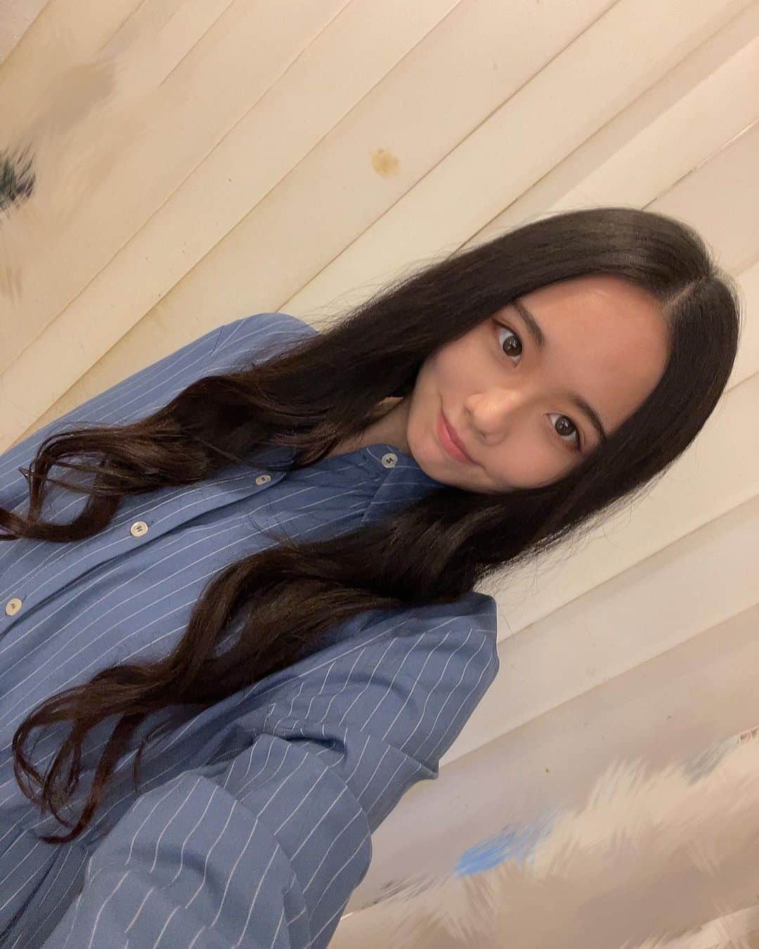 深井ねがいさんのインスタグラム写真 - (深井ねがいInstagram)「メイクさんは偉大 めっちゃ写りが良くなる！」12月5日 11時00分 - negai0116