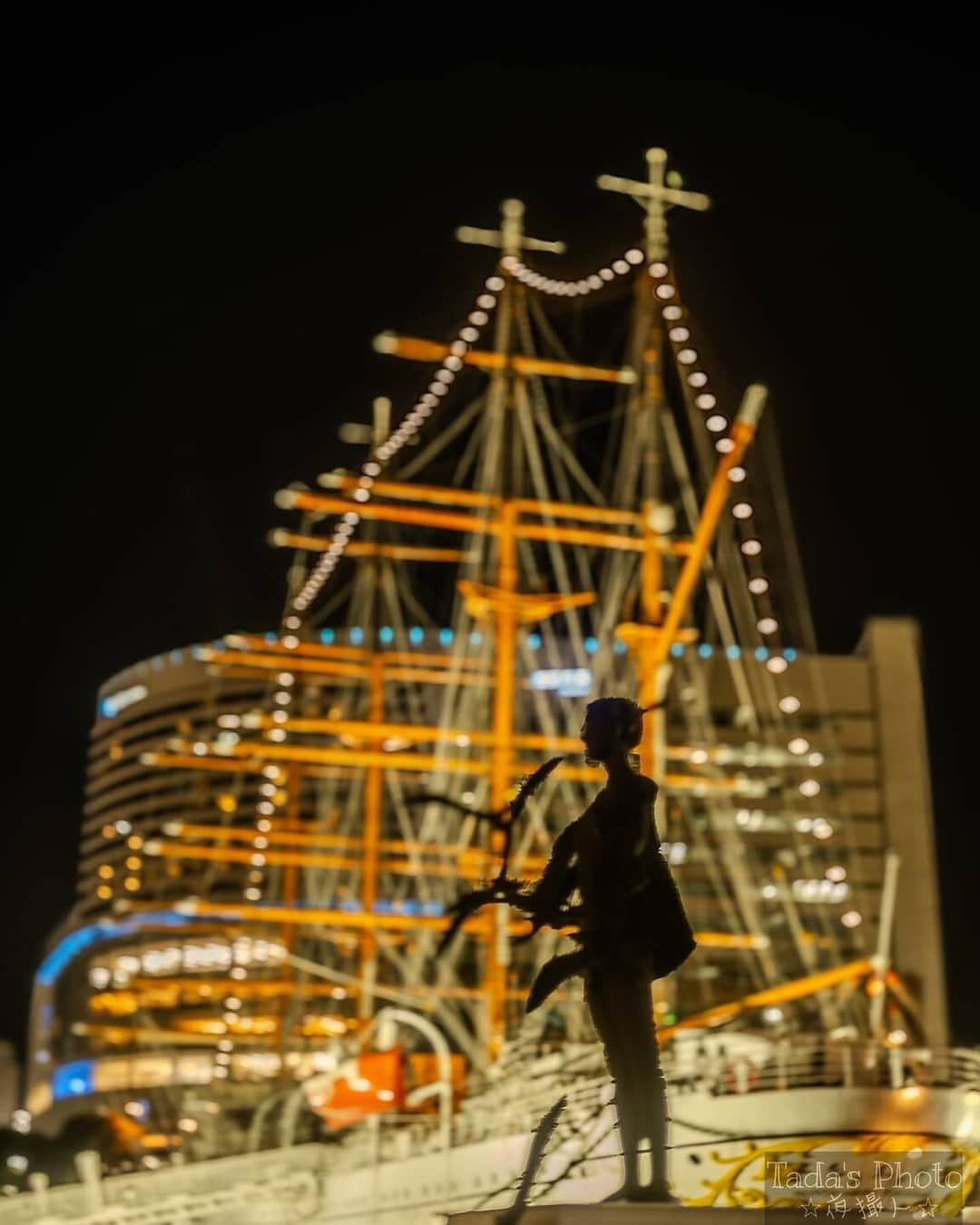 東京カメラ部 横浜分室さんのインスタグラム写真 - (東京カメラ部 横浜分室Instagram)「Photo by @tada_tomo_21 「日本丸メモリアルパーク」 https://www.instagram.com/p/CzUwZK4PDQR/ . いいね！＆コメント大歓迎！ ※投稿に関するご注意・ポリシーは東京カメラ部に準じます。詳しくは下記をご覧ください。 https://fb.minpos.com/fb/willvii/camera_jpn/static/guideline . #みなとみらい線フォト散歩 #みなとみらい線フォトさんぽ #みなとみらい線 #横浜 #新高島 #みなとみらい #馬車道 #日本大通り #元町中華街 #yokohama #東京カメラ部 #Japan #photo #写真 #日本 Follow: @TCC.Yokohama . ※各種法令、マナー、関係者の指示に従った撮影をお願いします。 *Please ensure that your photography adheres to all relevant laws, etiquette, and instructions issued by authorized persons.」12月5日 11時00分 - tcc.yokohama