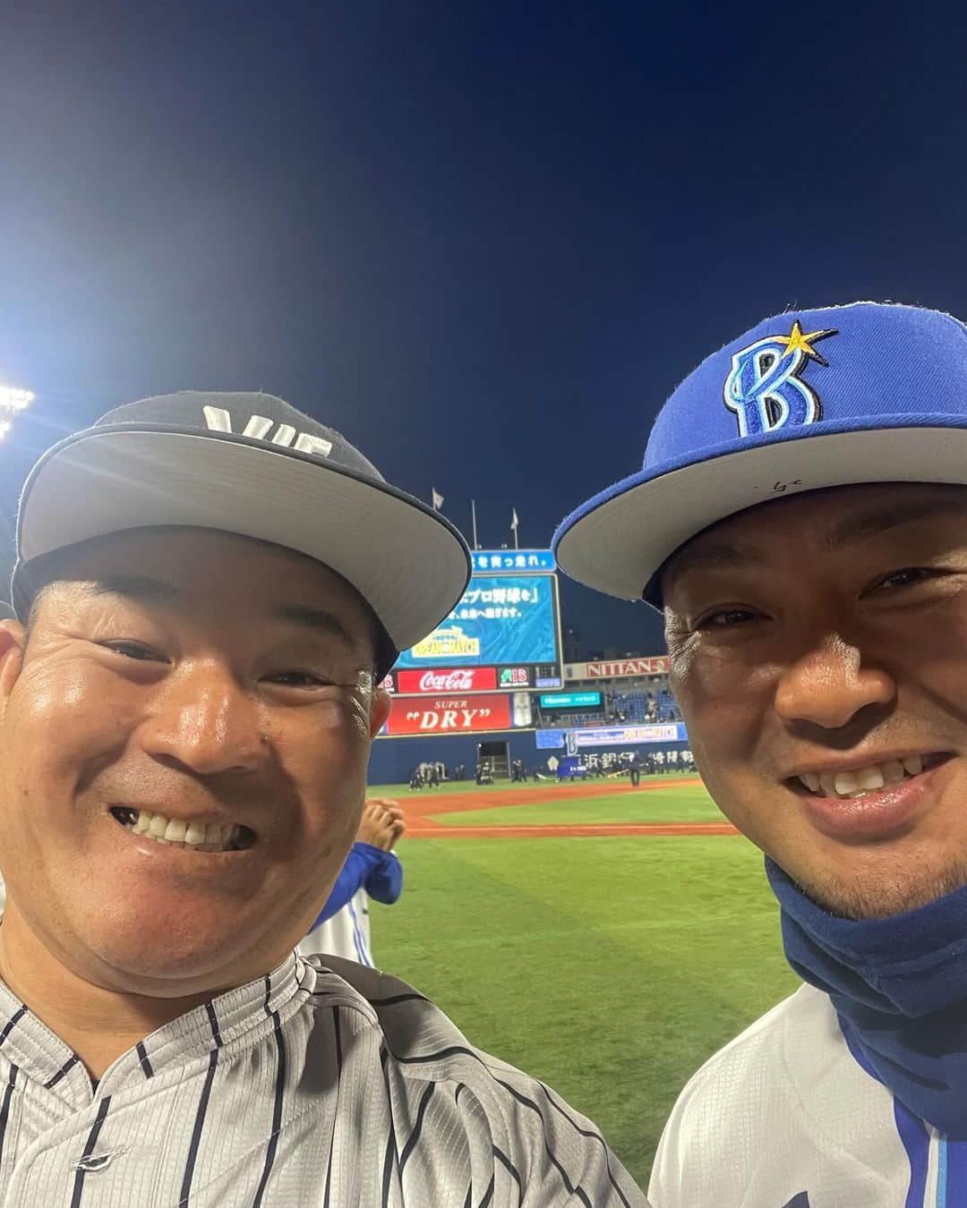 後藤武敏さんのインスタグラム写真 - (後藤武敏Instagram)「ドリームマッチの一コマ😄❗️ • • 超〜楽しかった(^^) • • 大盛り上がりで最高の1日でした😆☀️  #浜スタ #ドリームマッチ #超〜面白かった #大先輩 #多村さん #阿部さん #同級生 #松坂大輔 #村田修一 #またやってー😄 #ヒット出てホッ❗️」12月5日 11時02分 - 55gomez55