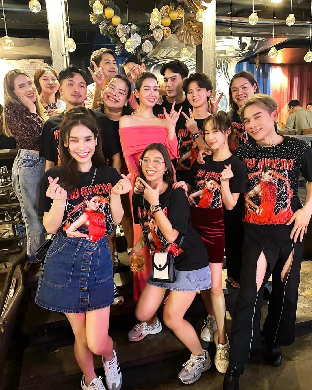 アミーナ・ピニットのインスタグラム：「หารูปที่ดีที่สุดได้เท่านี้จริงๆ 🤪🤑🥴   ขอบคุณทุกคนมากๆที่มาหานะ รักพวกเทอ ❤️🫶🏻❤️🫶🏻❤️🫶🏻」