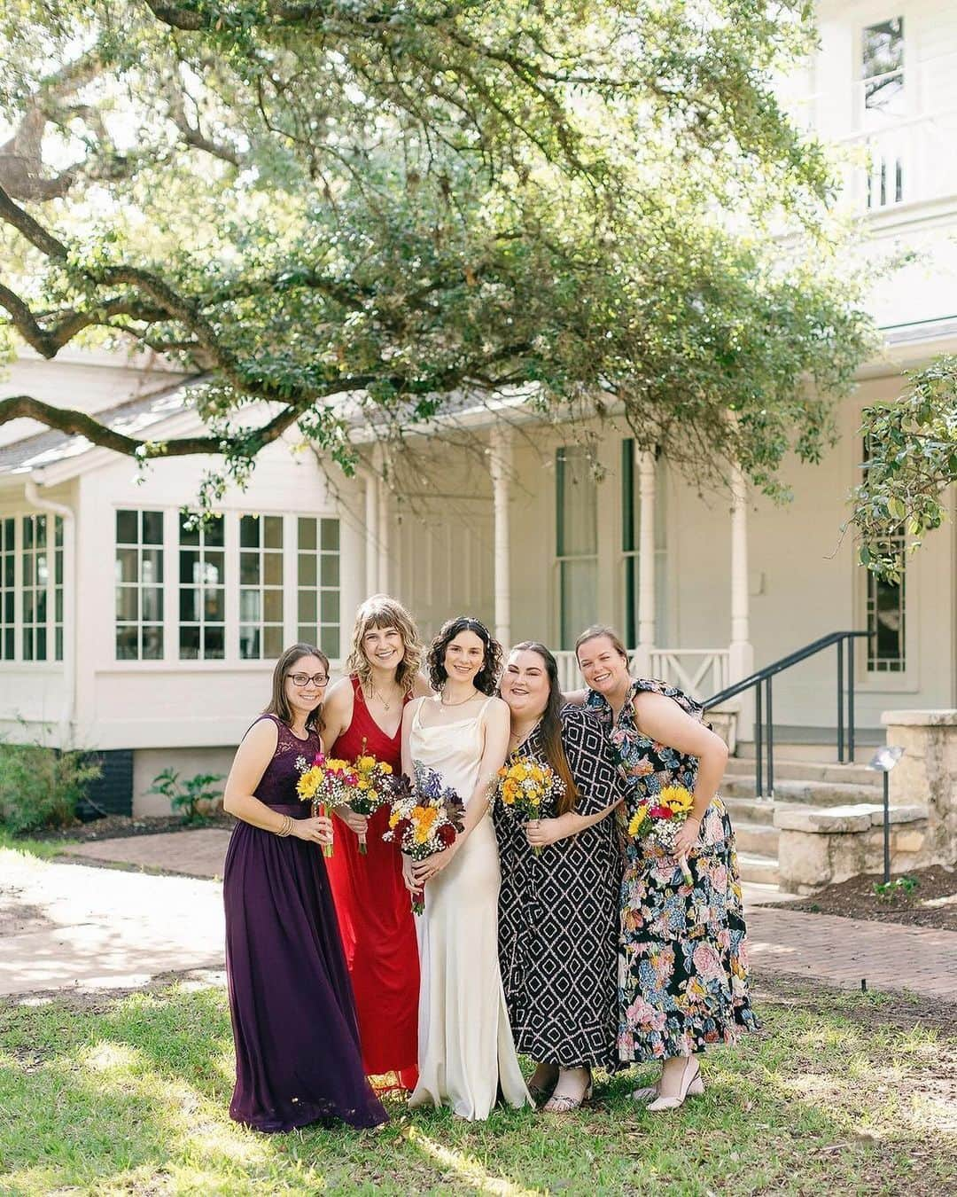 シャロン・ローレンスさんのインスタグラム写真 - (シャロン・ローレンスInstagram)「Our family is so happy for my lovely cousin Camille, and her equally lovely husband, Noah. Let them warm you with their wedding joy.   ❤️Repost- @camille__martine  Oh November, you were so filled with love from every direction — childhood friends, loved ones, neighbors, and teachers who have seen us through every phase of life. The weather was perfect, the food was divine, and the dance floor was epic—iykyk!  In 2011 when my mom died, I made one of those promises you make to yourself when you are very young and dealing with loss for the first time that I’d keep her memory alive and never leave her behind. It hasn’t always been the easiest (or healthiest) and the weekend before our wedding was very hard. I worried a lot about how so much joy and grief would be able to co-exist.   One of the greatest gifts was having family and friends work together to ensure my mom’s presence was felt. Her name was on the lips of so many all day and all night. Our pastors, who I grew up with and ministered to my mom, brought skeins of my mom’s yarn that she had donated to the church. During the ceremony everyone tied knots in the yarn and then it was placed over our hands for a blessing. I wore the simple gold chain she wore every day of my life growing up and carried the clutch she had on her wedding day. All week, my family, in-laws, bridesmaids, and friends showered me with love and filled in the painful gaps.  How lucky I am to be surrounded by people who know how hard this grief is to carry and who will step in and help you carry it. Thank you. ♥️  📸 @leeannfunkphoto」12月5日 14時09分 - sharonelawrence