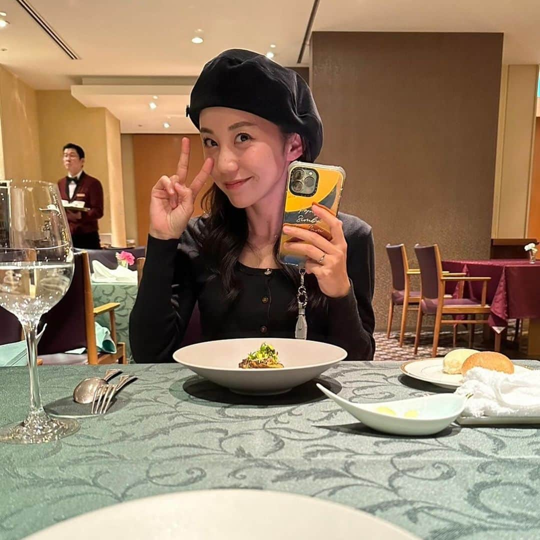 薮下柊のインスタグラム：「25歳になりました🧏🏻‍♀️🫶🏻 今年もいっぱい笑います☺️  #25」