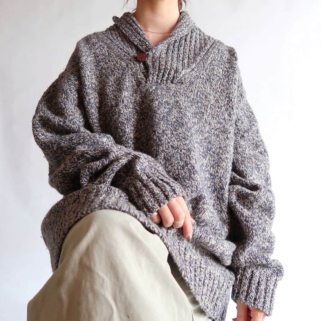 TheSunGoesDownのインスタグラム：「l.l.bean shawlcollar knit  staff 154cm」