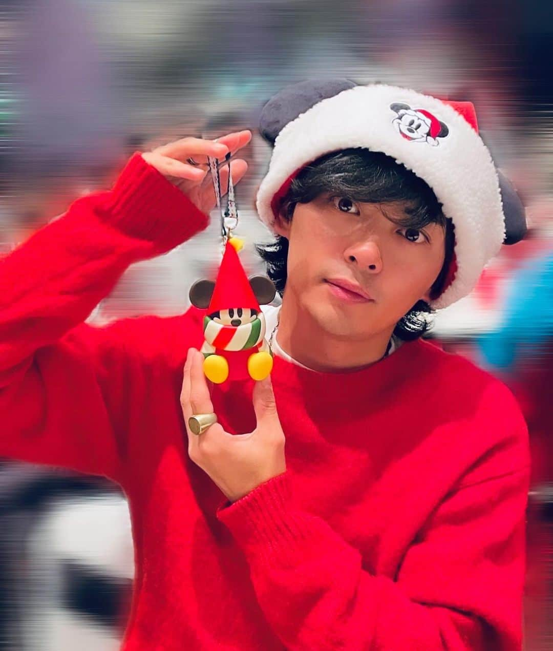 渕野右登のインスタグラム：「🎄🏰🎅」