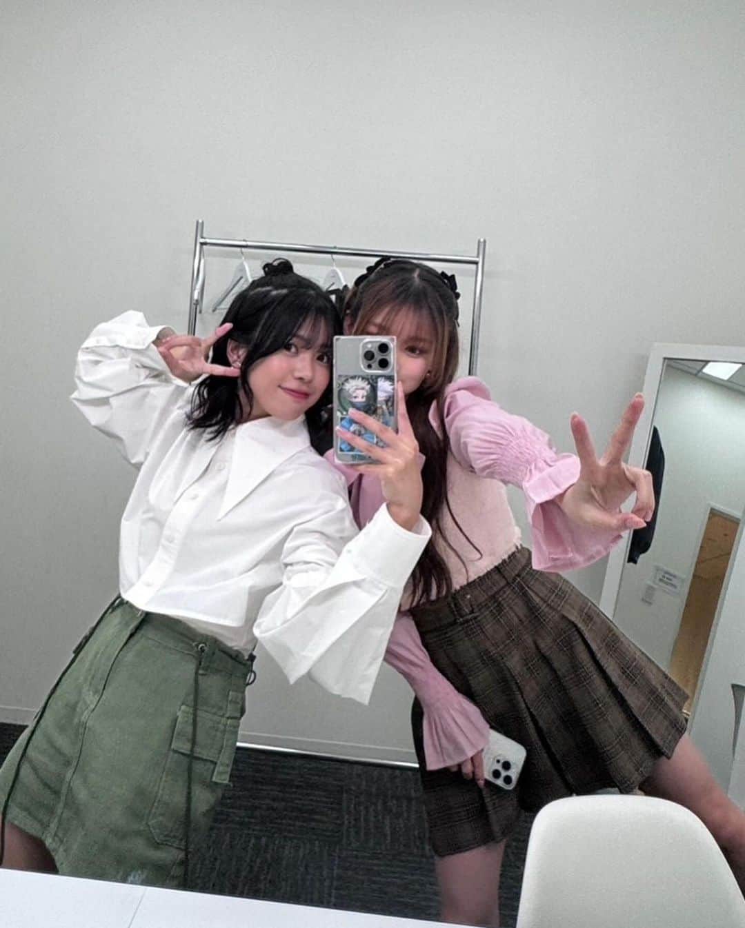 冨永真姫さんのインスタグラム写真 - (冨永真姫Instagram)「︎みうまき♡♡  #シブサン #shibu3project  #グリーンクラス  #今日好き #カンヌン編 #冨永真姫 #jkブランド  #fjk #jkの素敵な思い出  #fyp  #隣の君と一緒に  #いつもありがとう」12月5日 16時07分 - t_maki1003