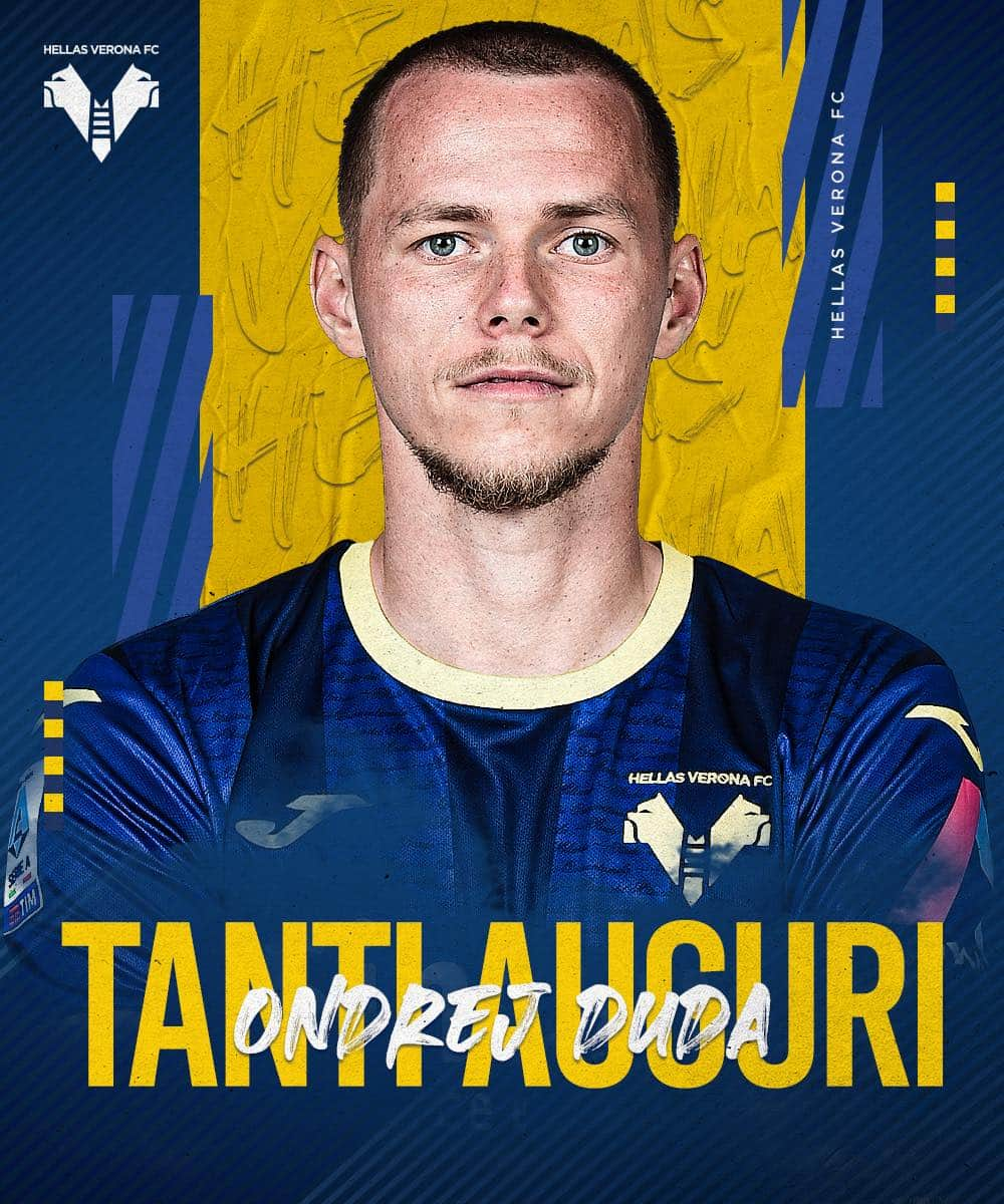 エラス・ヴェローナFCのインスタグラム：「𝐁𝐮𝐨𝐧 𝐜𝐨𝐦𝐩𝐥𝐞𝐚𝐧𝐧𝐨 𝐎𝐧𝐝𝐫𝐞𝐣! 🎉💛💙   Oggi il centrocampista slovacco spegne 2️⃣9️⃣ candeline 🎂🥳  #HappyBirthday #Duda #HVFC」