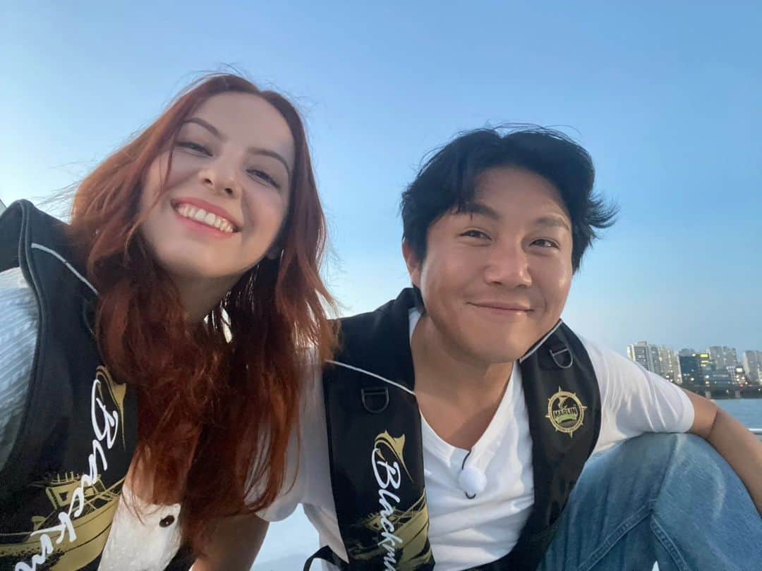 チョ・セホさんのインスタグラム写真 - (チョ・セホInstagram)「내가 뭐라고...좋은시간 좋은 추억들 함께해줘서 너무 고마웠어요 NAT😀 Thank you for sharing good memories with me^^ #내가뭐라고#tVN#월요일 #8시40분」12月5日 16時03分 - chosaeho