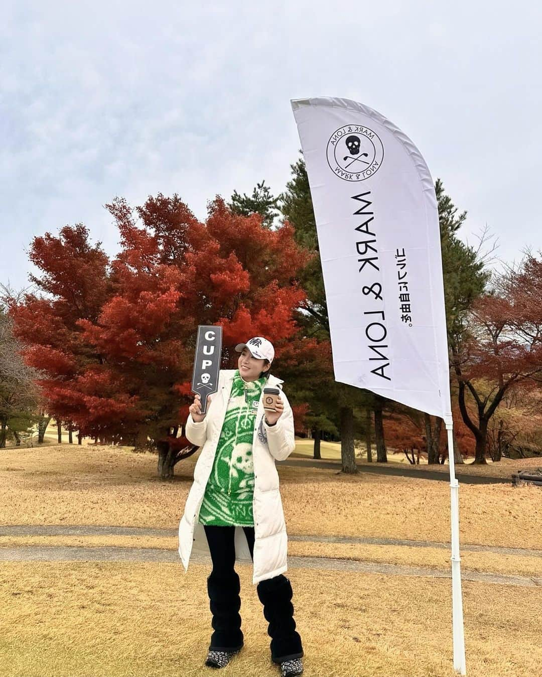 イ・ボミさんのインスタグラム写真 - (イ・ボミInstagram)「- きょうはマークアンドロナのコンペでした⛳️ かっこいいウェアをきたゴルファーをみているだけで すごくたのしかったです🥰 マークアンドロナをいちどきたらやめられないですよね。 そしてスタッフさんたちがみんないいひとたちで いつもたのしいイベントです🫶🏻 みなさんほんとにありがとうございました❣️  #markandlona @markandlona #マークアンドロナ」12月5日 16時19分 - bomee.lee