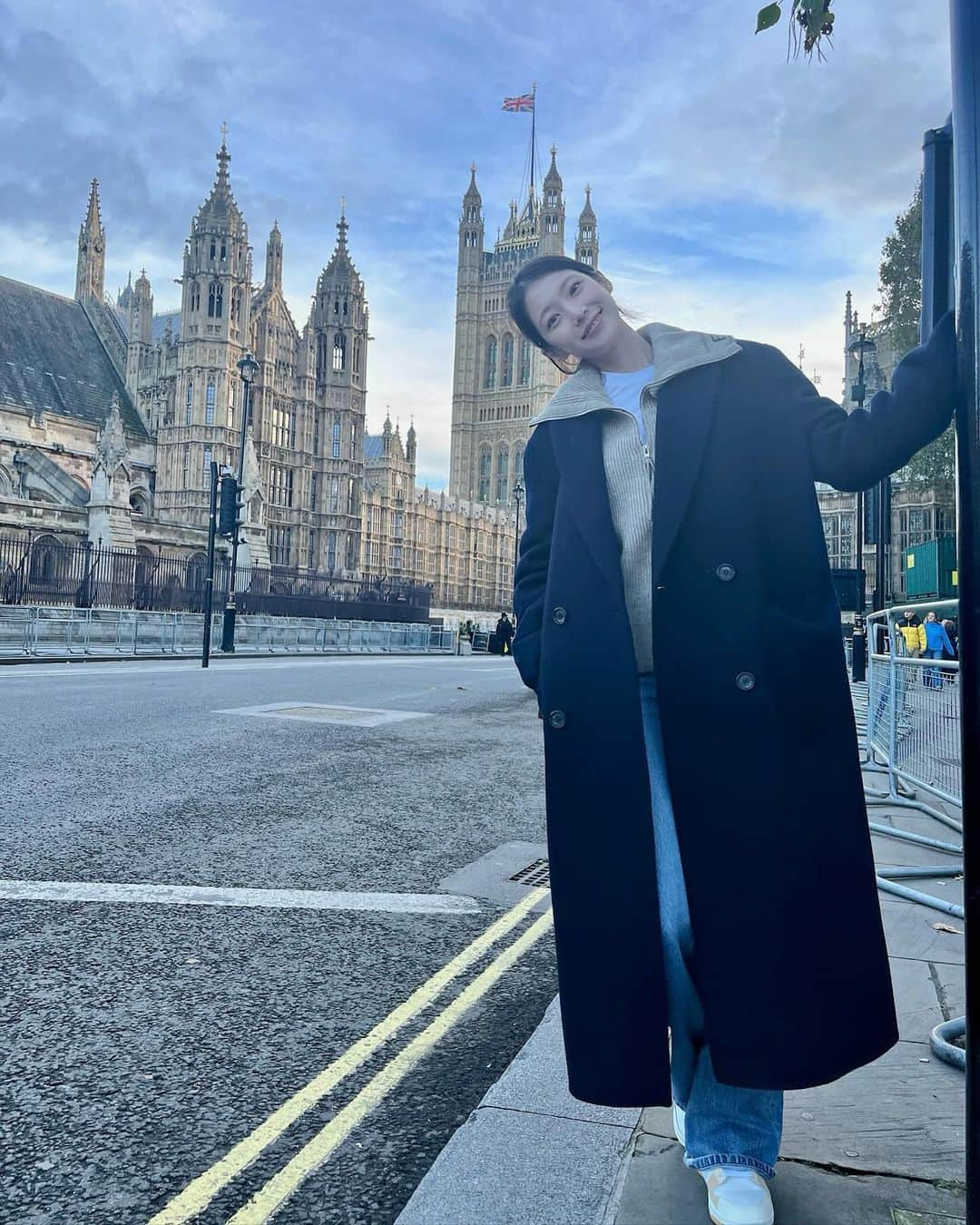 コン・スンヨンさんのインスタグラム写真 - (コン・スンヨンInstagram)「London」12月5日 17時14分 - 0seungyeon