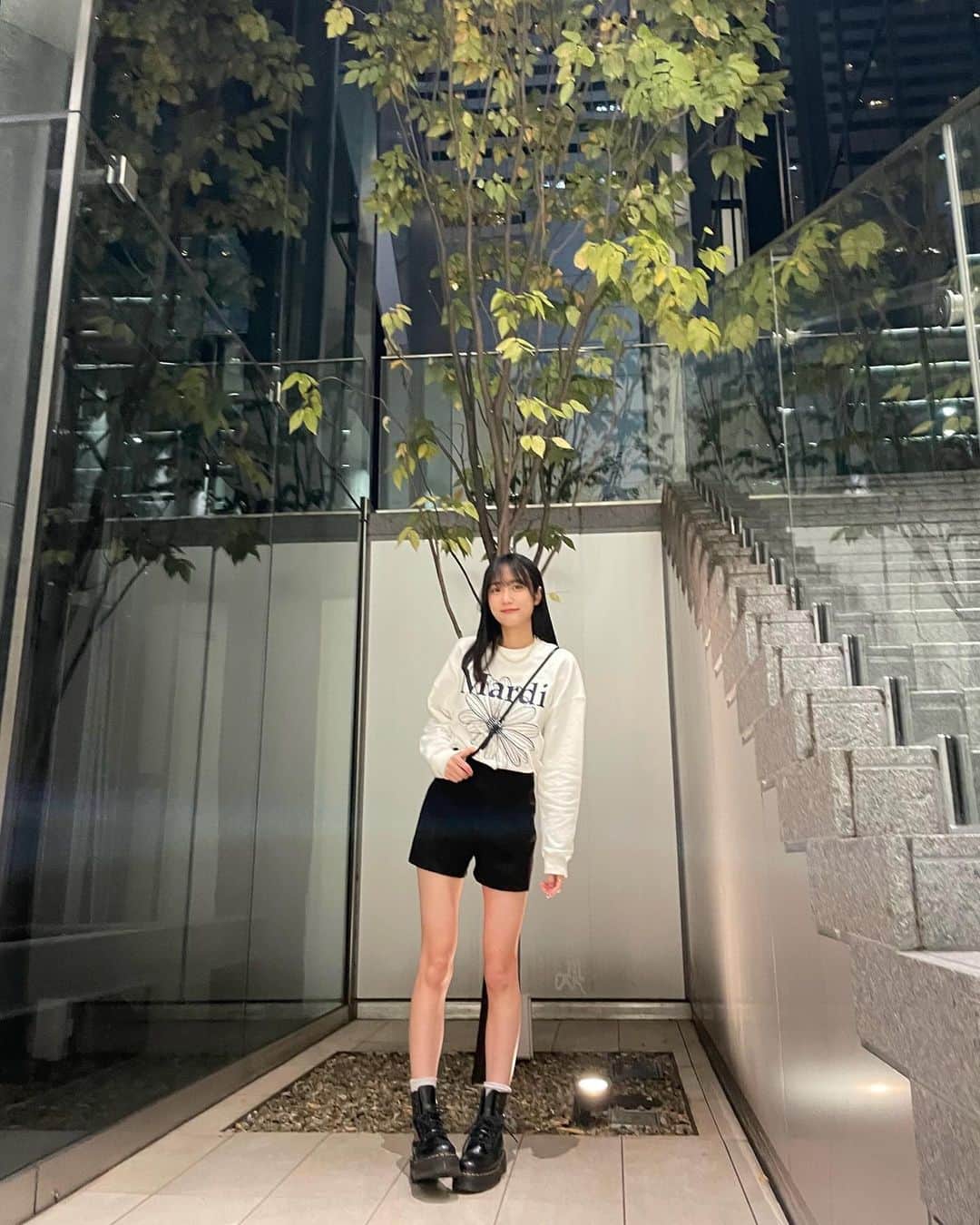 崎本紗衣さんのインスタグラム写真 - (崎本紗衣Instagram)「・ 12月結構好き。あと1月も好き2月と3月も、  . #崎本紗衣  #崎本紗衣崎本紗衣崎本紗衣 #スターダストプロモーション」12月5日 17時21分 - sakimotosae_