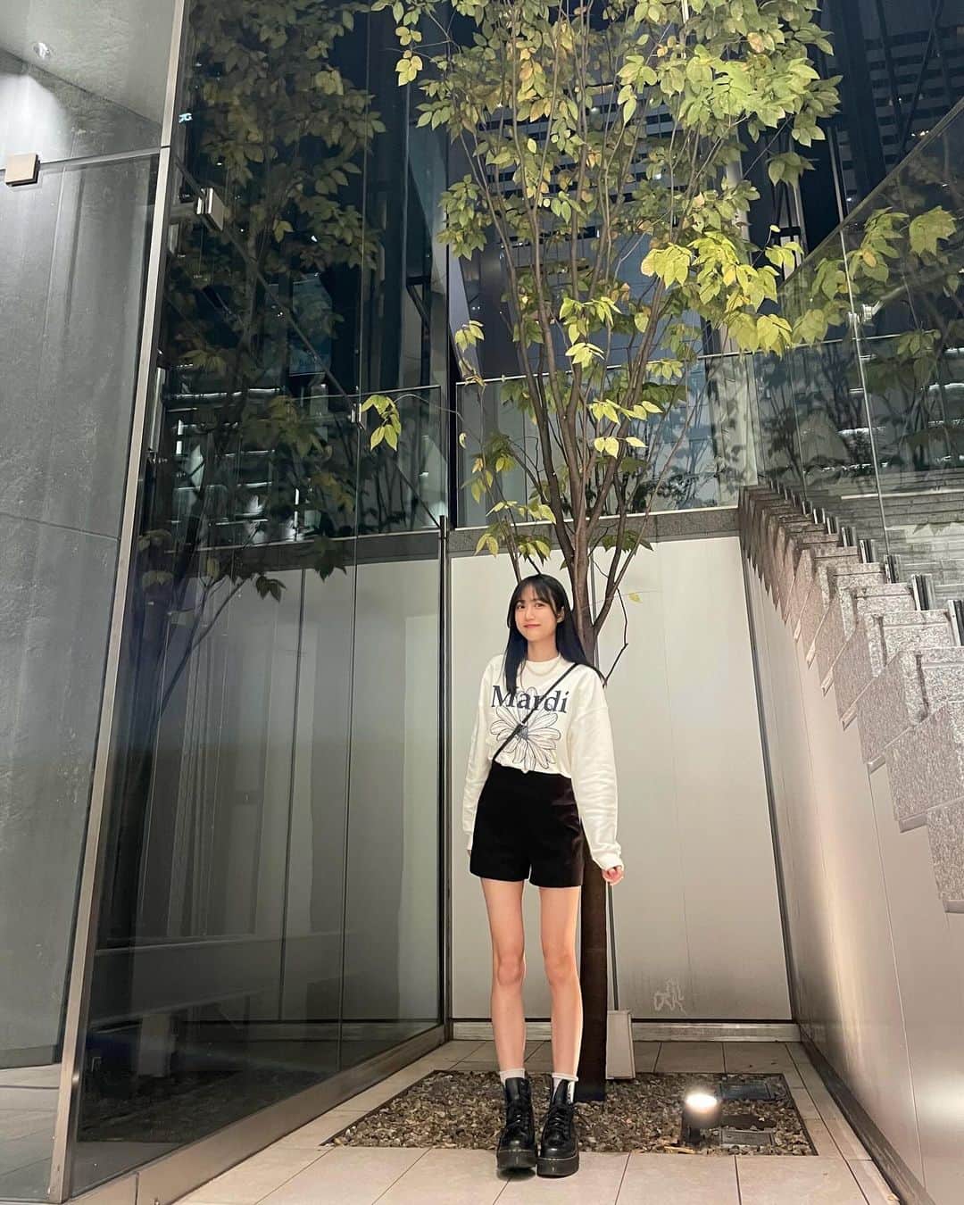 崎本紗衣さんのインスタグラム写真 - (崎本紗衣Instagram)「・ 12月結構好き。あと1月も好き2月と3月も、  . #崎本紗衣  #崎本紗衣崎本紗衣崎本紗衣 #スターダストプロモーション」12月5日 17時21分 - sakimotosae_
