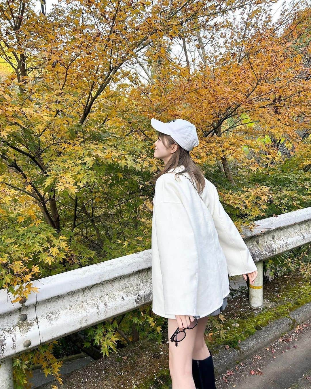 美女美容事情さんのインスタグラム写真 - (美女美容事情Instagram)「《紅葉×スタバ🍁🧋🗽》 *⁠ リポストを使って素敵な美女の投稿を紹介させて頂く【ビジョビ💄美女美容事情💅】のコーナーです✨ *⁠ 今回ご紹介させて頂きますのは!!👀❤︎⁠⠀ 久木田菜々夏さん< @nanaka_kukita >の素敵なお写真📸⁠⠀⁠⠀⁠⠀⁠ *⁠⠀⁠⠀⁠⠀⁠⠀ 可愛ぎる美女とスタバ💚🤎 紅葉デート気分になれますね🥰🌟 *⠀⁠⠀⁠⠀⁠⠀⁠⠀ 久木田菜々夏さん< @nanaka_kukita > ⁠⠀⁠⠀⁠⠀⁠⠀ 素敵な投稿ありがとうございました☺️📸✨ *⠀⁠⠀⁠⠀⁠⠀⁠⠀ 久木田菜々夏さんのアカウントには他にも素晴らしい投稿が沢山ありますので是非覗いてみてくださいね💁‍♀️💙⁠⠀⁠⠀⁠⠀⁠⠀ *⠀⁠⠀⁠⠀⁠⠀⁠⠀ △▼△▼△▼△▼△▼△▼△▼△▼△▼ ⁠⠀⁠⠀⁠⠀ ❤🧡💛「美女美容事情」💚💙💜⠀⠀⠀⠀⠀⠀⠀⠀⠀⠀⠀⠀⠀⠀⁠⠀⁠⠀⁠⠀⁠⠀⁠⠀ 👇掲載ご希望の方は👇⠀⠀⠀⠀⠀⠀⠀⠀⠀⠀⠀⠀⠀⠀⠀⁠⠀⁠⠀⁠⠀⁠⠀⁠⠀ @b_b_j.jタグ付けと🖤 #ビジョビ ⁠⠀ 🖤タグ付けお願いします✨⠀⠀⠀⠀⠀⠀⠀⠀⠀⠀⠀⠀⠀⠀⠀⁠⠀⁠⠀⁠⠀⁠⠀⁠⠀ △▼△▼△▼△▼△▼△▼△▼△▼△▼ ⁠⠀⁠ #紅葉 #紅葉スポット#スタバ #代官山 #紅葉シーズン #紅葉コーデ #紅葉デート」12月5日 17時34分 - b_b_j.j