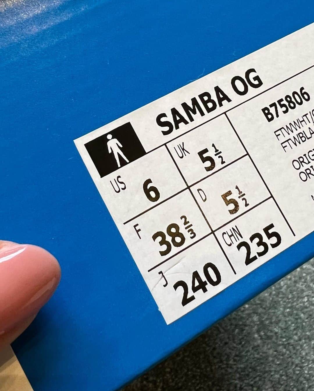 大川成美さんのインスタグラム写真 - (大川成美Instagram)「adidas SAMBA OG👟 23cmだけど24cm😛🩷  #adidas #samba #sambaog」12月5日 17時29分 - naru_coco