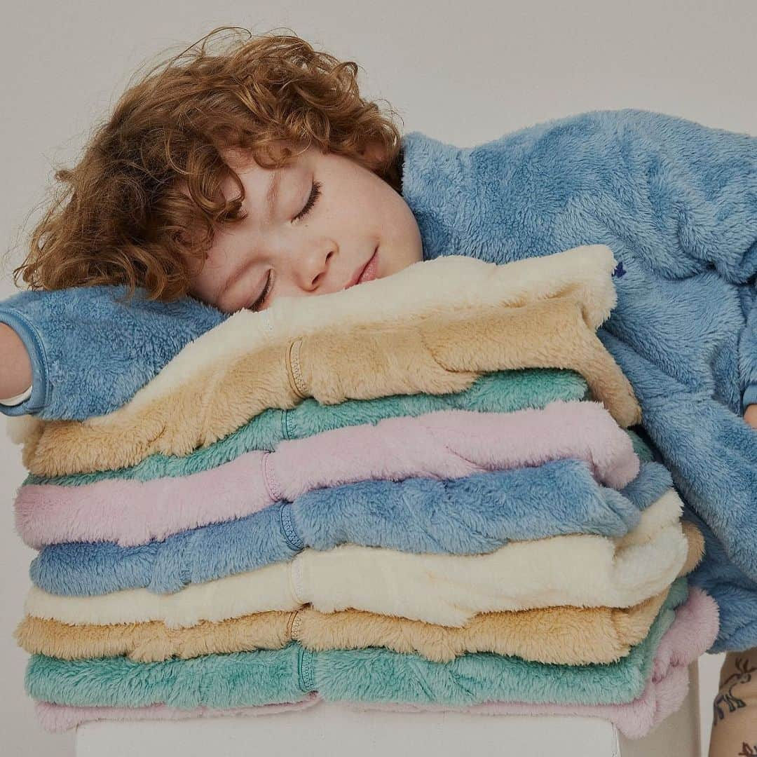 uniqlousaさんのインスタグラム写真 - (uniqlousaInstagram)「In our (fleece) feels 🥰🥰  Shop our lineup of fluffy fleece today!  #Uniqlo #UniqloUSA」12月6日 3時39分 - uniqlousa