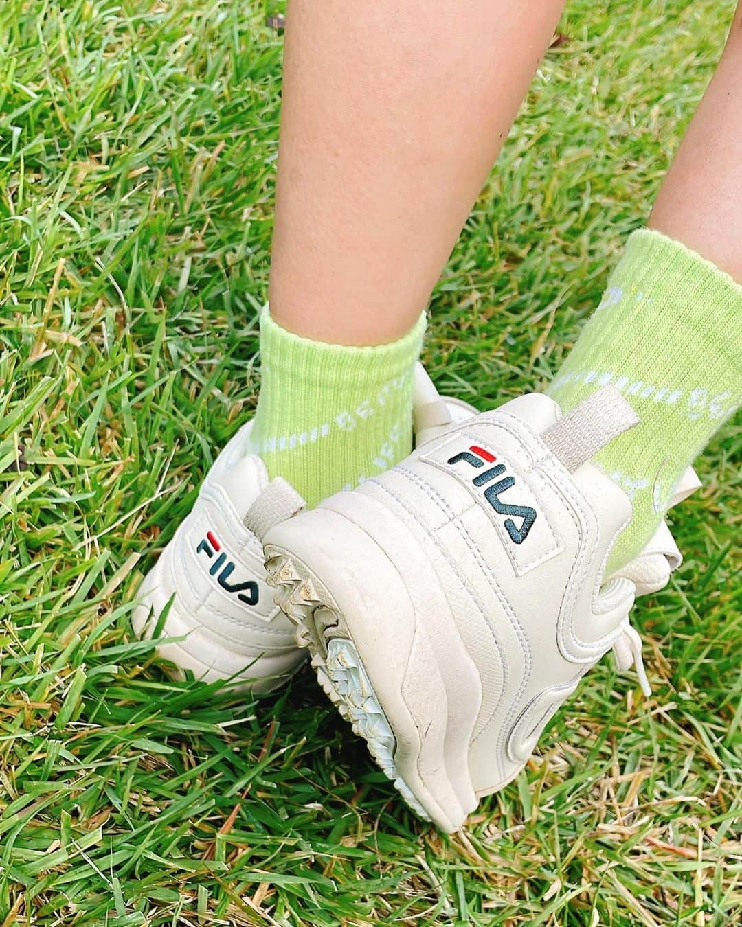 YUKAさんのインスタグラム写真 - (YUKAInstagram)「この日は頭から靴まで @filagolf_jp の日💚👚🧢👟 緑のウェア見つけたら手に入れてしまう🤣 ⁡ #カレドニアンゴルフクラブ  池越え〜✌️ ⁡ 明日はみなみのコンペに参加します☺️💛 楽しみだっ⛳️ ⁡ #pr#ゴルフ好き #ゴルフ #ゴルフラウンド #ゴルフ女子 #ゴルフ上手くなりたい #ゴルフスイング #ゴルフスイング動画 #ゴルフコーデ #ゴルフ男子 #ゴルフ好きな人と繋がりたい #ゴルフバカ #ゴルフ好きな人と仲良くなりたい #ゴルフウェア #おしゃれさんと繋がりたい #お洒落 #スポーツ好き#フィラゴルフ #filagolf #golf #vg_fashion #golfstagram #golfwear #golfgirl #golfswing #골프여자#골프스타그램 #골프 #골프웨어」12月5日 19時56分 - golf_yuka3405