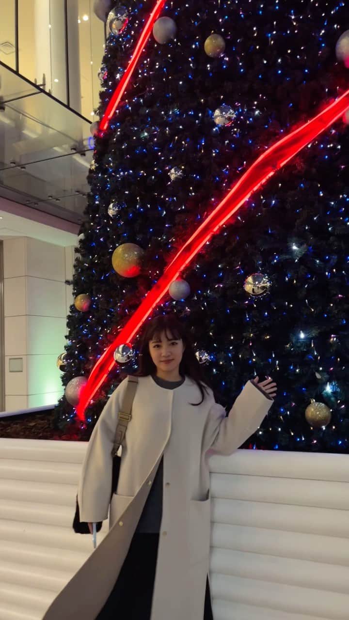 中嶋桃花のインスタグラム：「サンタさん来るかなぁ🎅🏻」