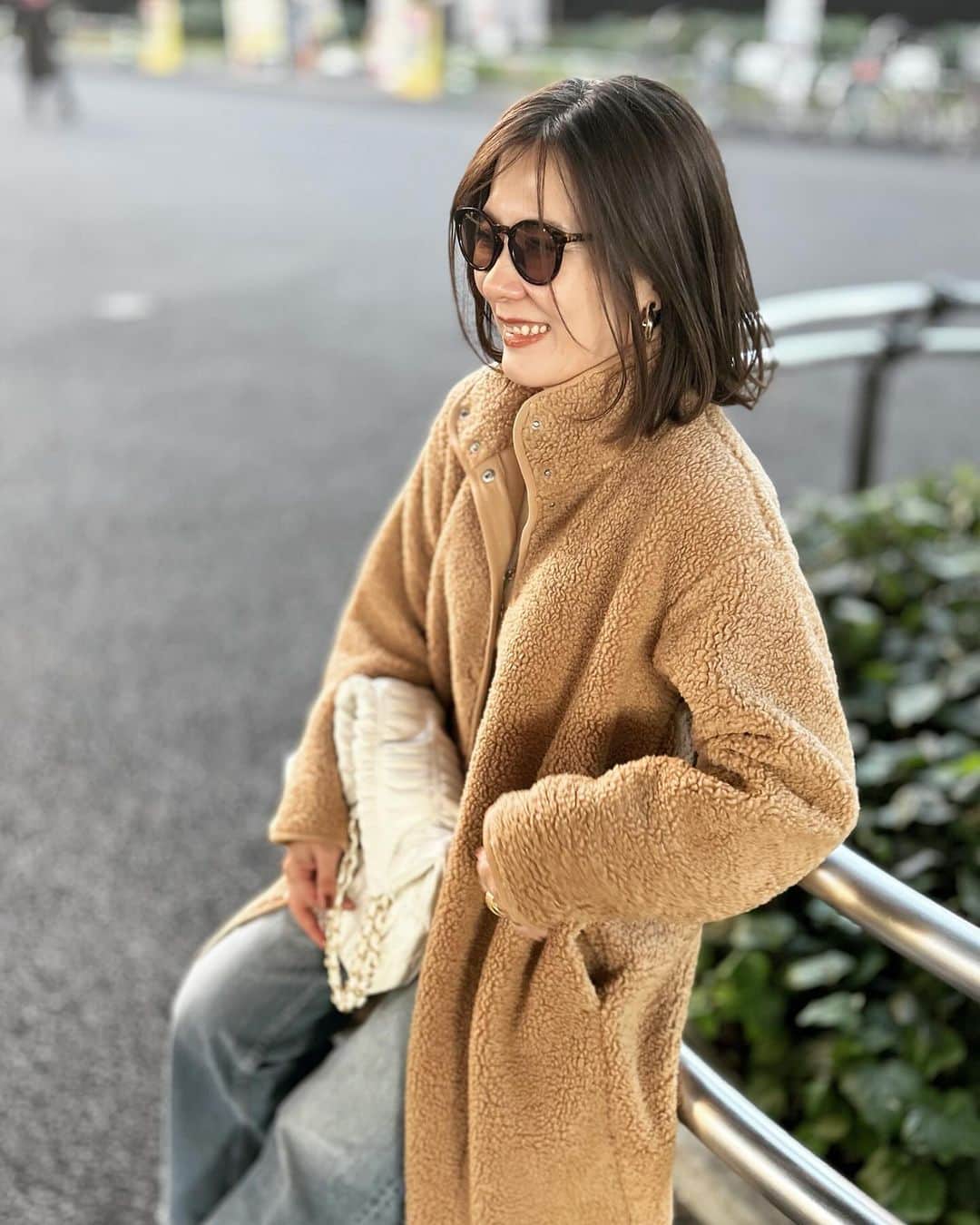 0510_nanaさんのインスタグラム写真 - (0510_nanaInstagram)「❥ ❥ ❥coordinate  これUNIQLO Cのコートでね、発売日当日に買ってたんだけど、やっと着れたー。  めちゃめちゃあったかいよ。 着る日が来る前にもう値下げされてるからさ泣、気になる人はチャンスだよ  coat #uniqlo  knit #shimamura  denim #hm  sneakers #nike   #ボアフリーススタンドカラーコート #ボアコート #ユニクロ #ユニクロコーデ #フレアスリーブニット #しまむら #locari #骨格ストレート #骨格ストレートコーデ#プチプラコーデ #パーソナルカラーオータム  #イエベ秋 #イエベ秋コーデ #40代コーデ #アラフォーコーデ #50代コーデ #アラフィフコーデ」12月5日 20時40分 - 0510_nana