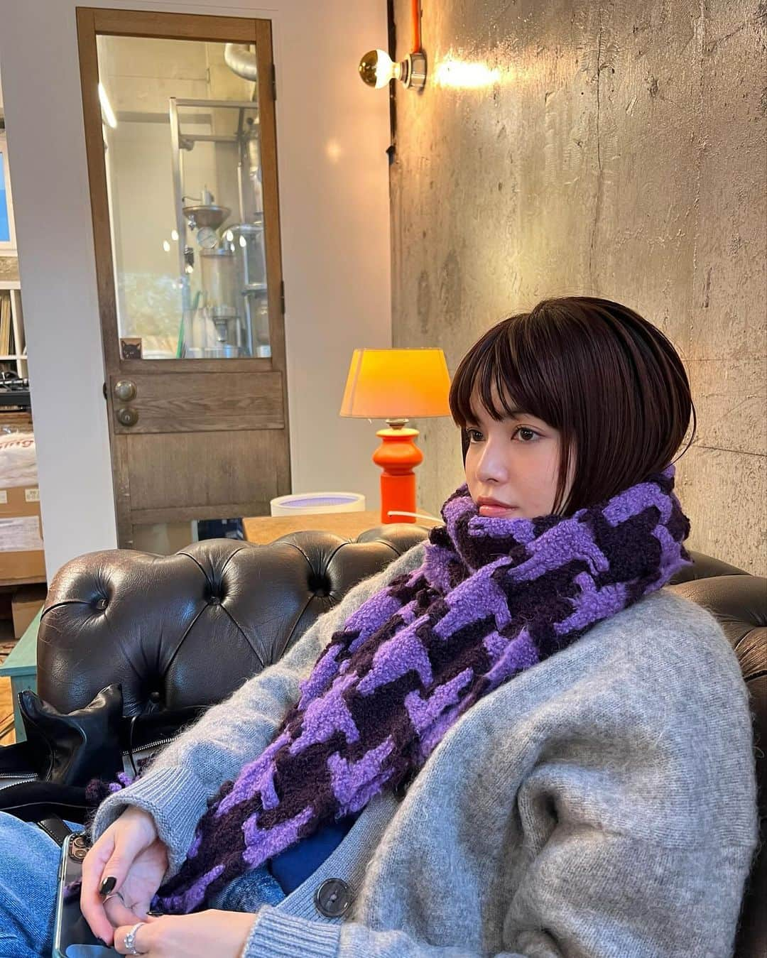 垣内彩未さんのインスタグラム写真 - (垣内彩未Instagram)「🧣🧣🧣  常に可愛いマフラー探してる🔍」12月5日 20時43分 - kakiuchiayami