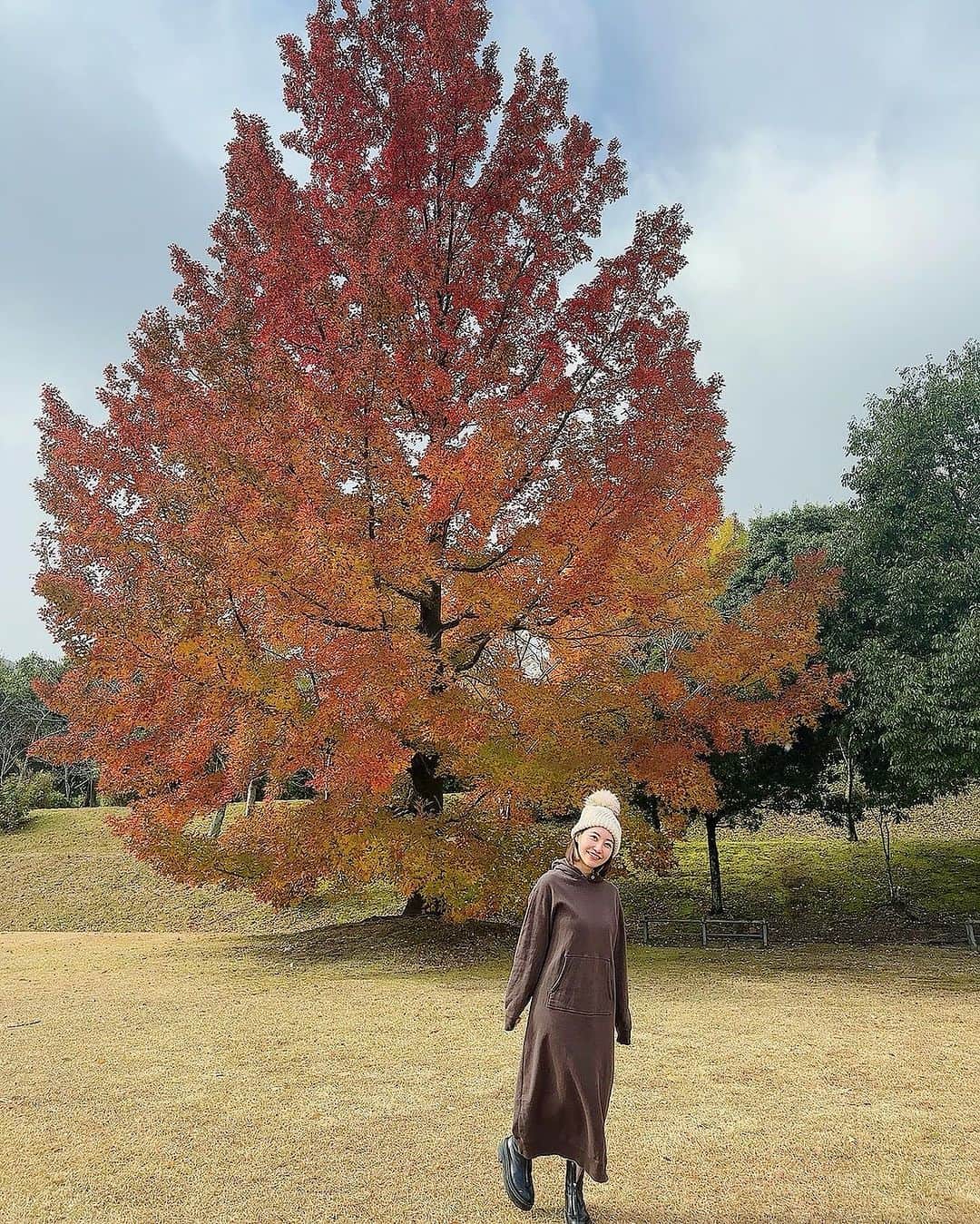 中西悠綺のインスタグラム：「地元三重で紅葉🍁  我的家鄉三重縣的風景好美吧〜☺️」