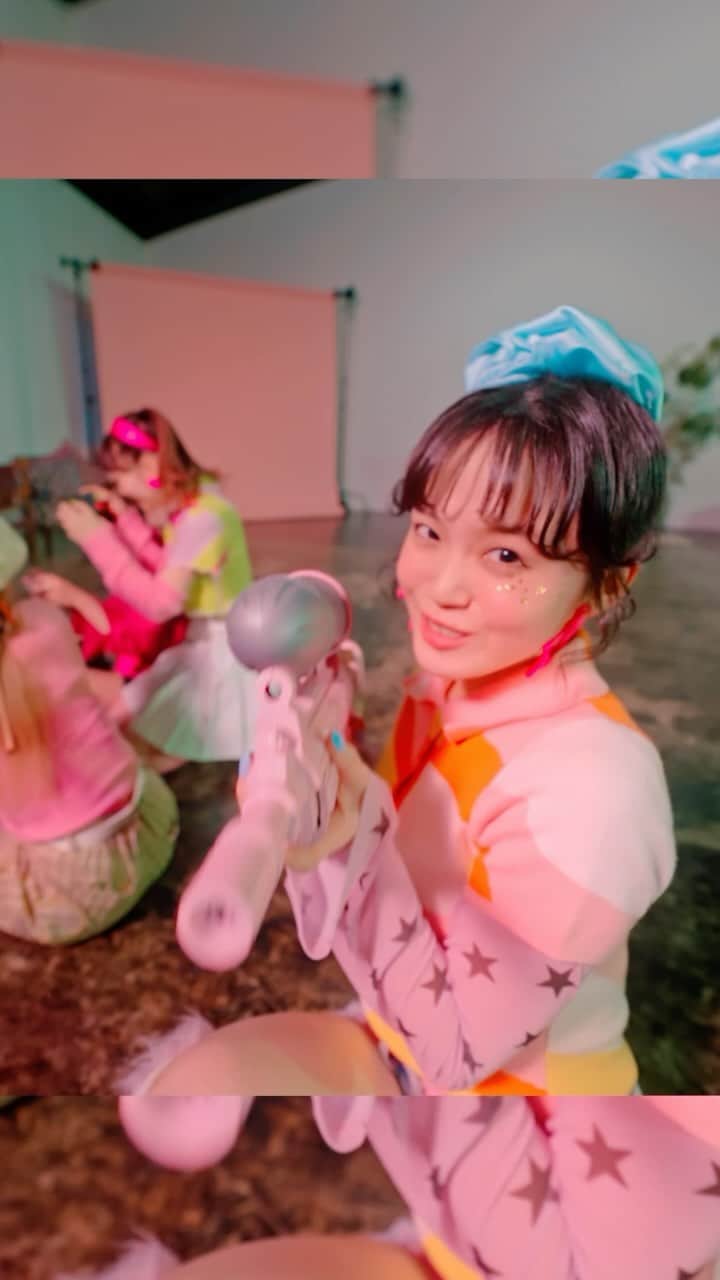 のインスタグラム：「𝔽.𝔸.𝔽.𝕆 MV｜SOYO ver. 🔫💟  #TSUBAKILL #dance  #츠바킬 #레나 #스우파2 #onefive #onefive_SOYO #FAFO @rena_hattori  @tsubakill @te2ta0501」