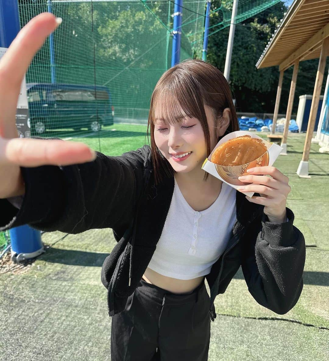 橋本桃呼さんのインスタグラム写真 - (橋本桃呼Instagram)「世界に溢れるおいしい食べ物いっぱい食べたい〜🥹💖  好きな物は最後まで取っておく派？一番最初に食べる派？  ももこは最後まで取っておく派〜！！！  #instagramjapan  #instagood #instapic #instagood #japanesegirl #japaneseidol #kawaiigirl #followme #일상 #셀카 #셀스타그램」12月5日 21時20分 - momoko__3628