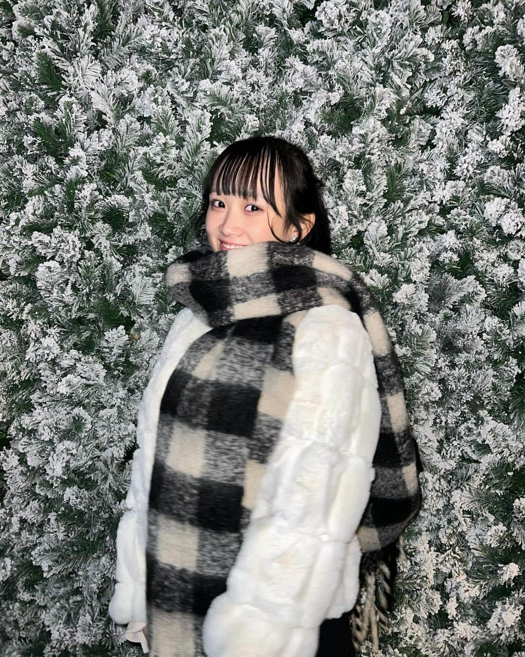 奥村梨穂さんのインスタグラム写真 - (奥村梨穂Instagram)「私はやっぱり私は雪が綺麗だねと笑うのは君がいい。」12月5日 21時35分 - riho_okumura_official