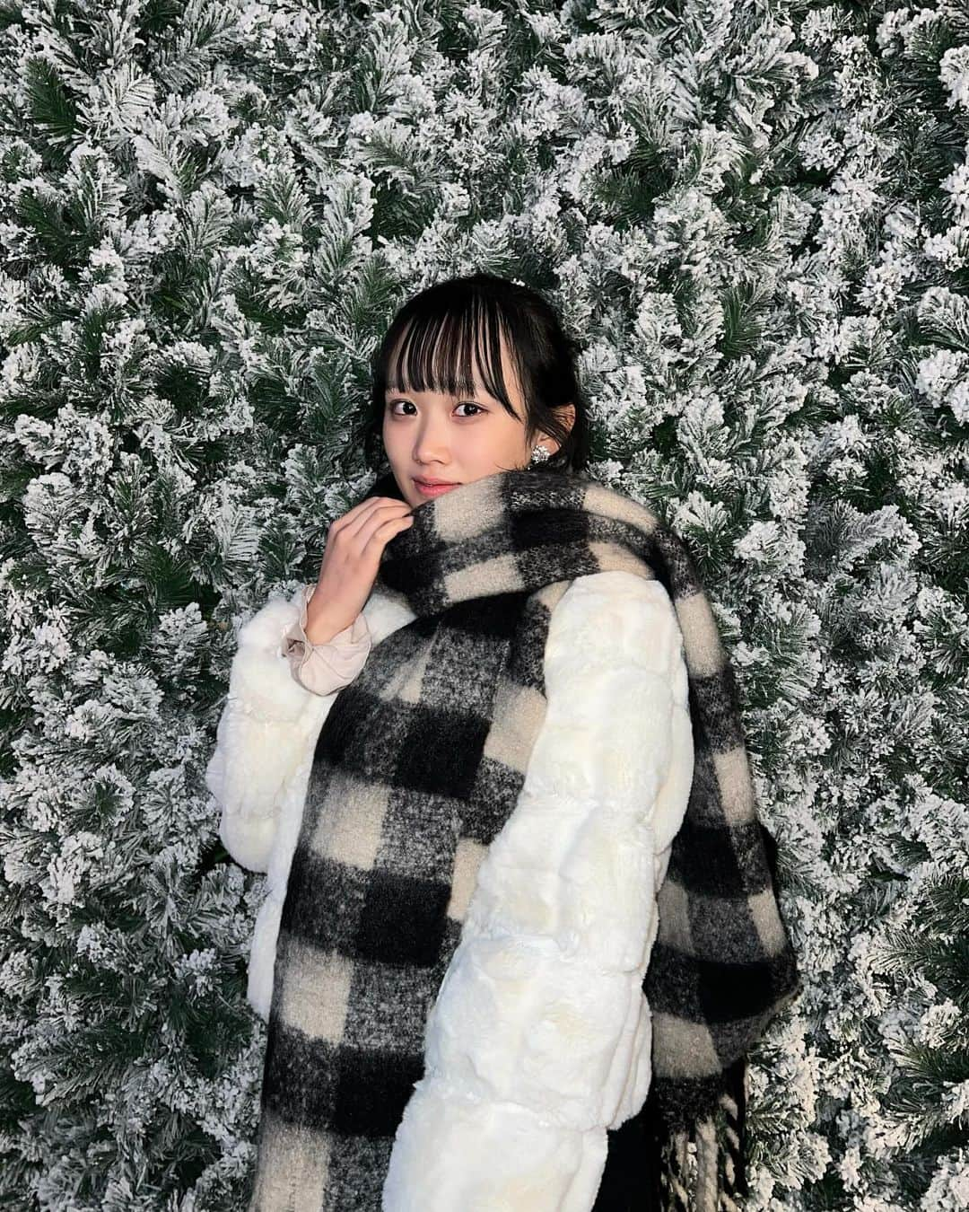 奥村梨穂さんのインスタグラム写真 - (奥村梨穂Instagram)「私はやっぱり私は雪が綺麗だねと笑うのは君がいい。」12月5日 21時35分 - riho_okumura_official