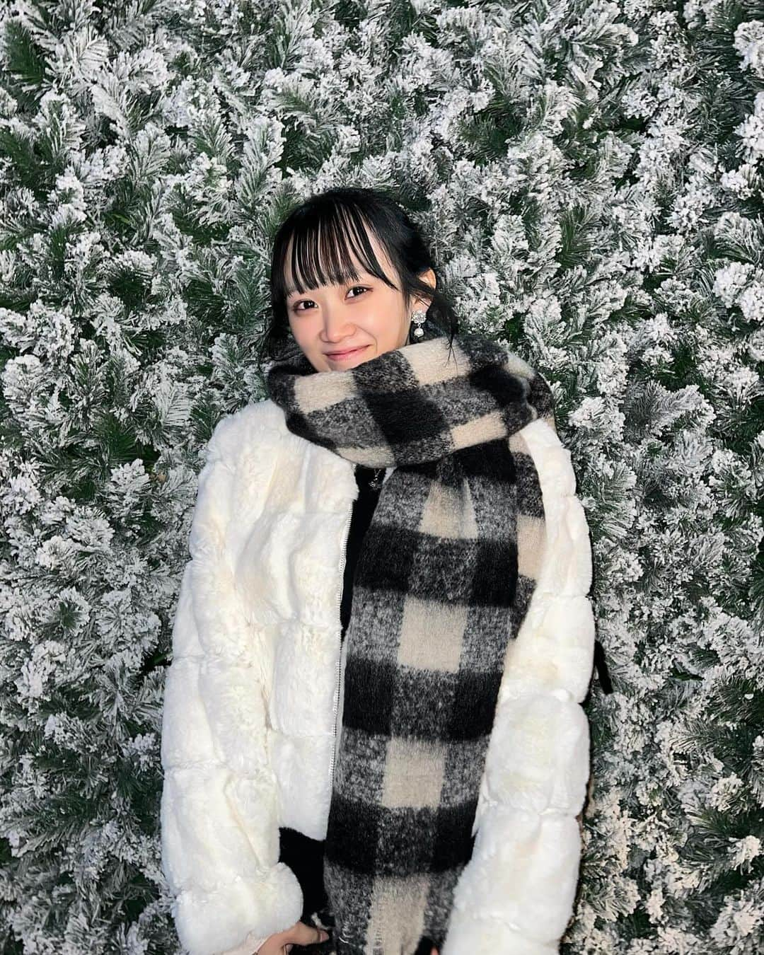 奥村梨穂さんのインスタグラム写真 - (奥村梨穂Instagram)「私はやっぱり私は雪が綺麗だねと笑うのは君がいい。」12月5日 21時35分 - riho_okumura_official