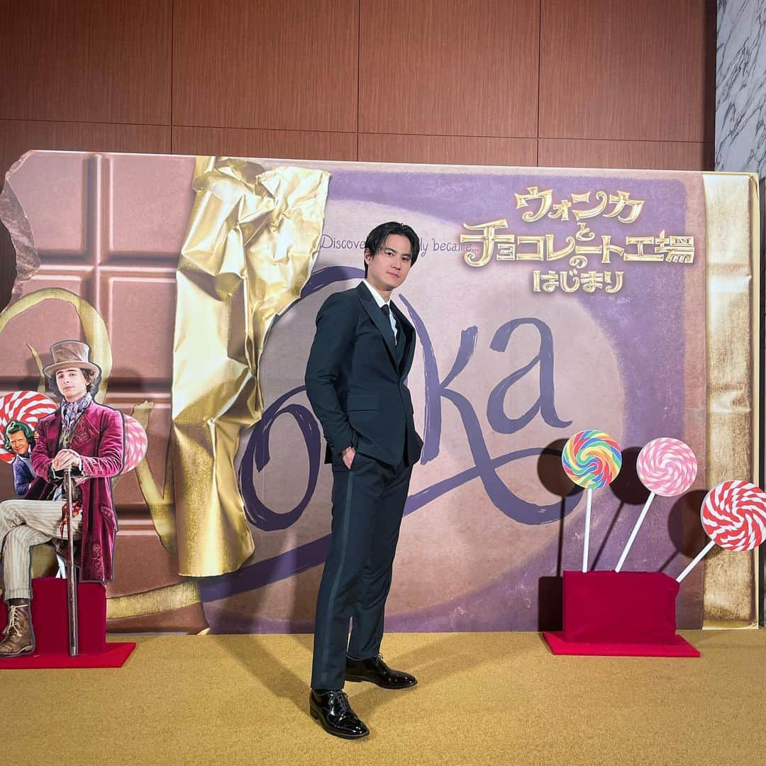 武内駿輔さんのインスタグラム写真 - (武内駿輔Instagram)「映画『ウォンカ とチョコレート工場のはじまり』 《完全吹替版プレミア》 ありがとうございました🍫 映画は12/8(金)より公開です🎩✨✨」12月5日 22時05分 - jwamadeus