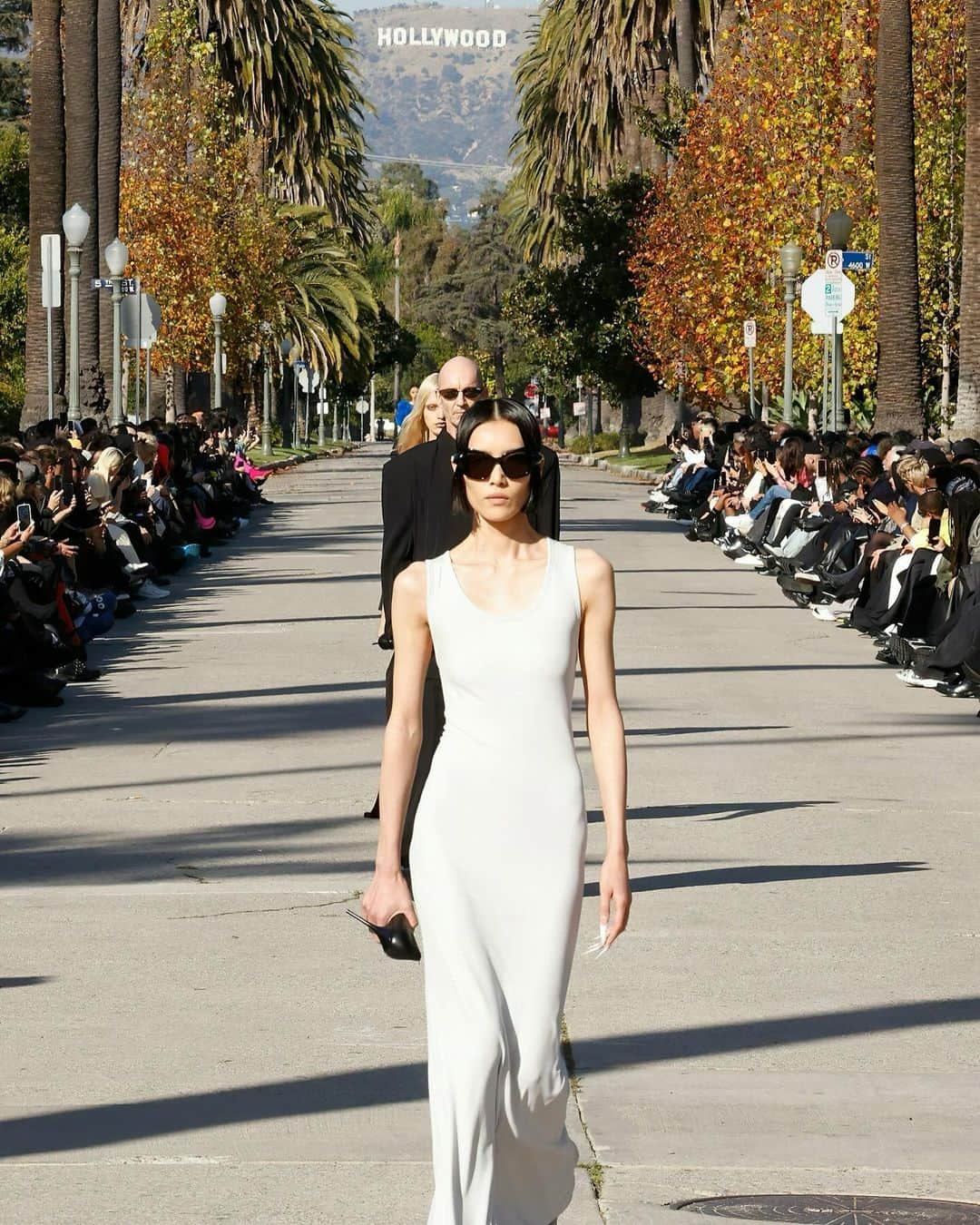 リウ・ウェンのインスタグラム：「Stopped by sunny LA for @balenciaga! Thank you @demnagram for having me showcase the latest "street" style. Congratulations to the whole team on such a fun and amazing event! 🩵 💄 @ingegrognard 💇🏻‍♀️ @garygillhair」