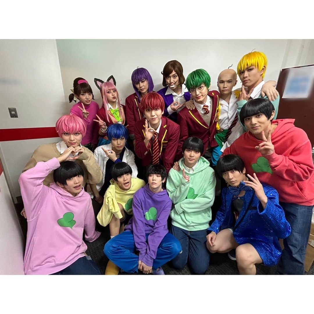 太田夢莉さんのインスタグラム写真 - (太田夢莉Instagram)「舞台「おそ松さんon STAGE~SIX MEN'S SHOW TIME~2nd SEASON」全公演終演いたしました。 お仕事なのにこんなに楽しくていいのかと日々思いました。笑 お客様からどんなご意見をいただくのか、皆様と迎えたドキドキの初日。それも貴重な経験でした。 ご来場くださった皆様、ありがとうございました！また会えるといいね。トト子🐟 #舞台おそ松さん #松ステ #トト子」12月5日 22時01分 - yustagram12