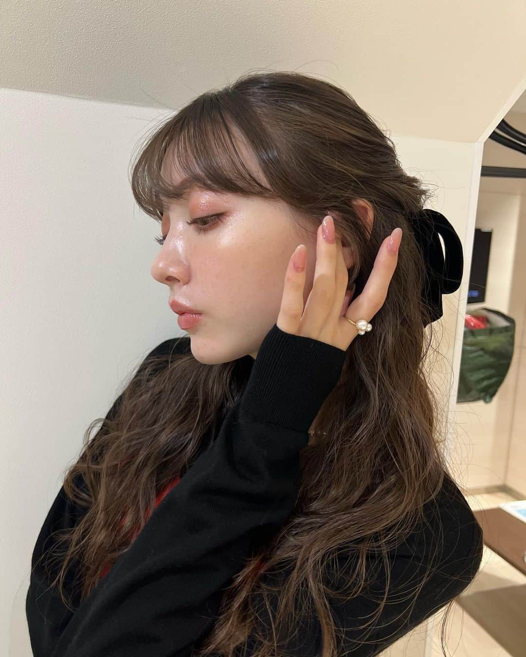雑賀サクラさんのインスタグラム写真 - (雑賀サクラInstagram)「明日12/6 8:00~ TBS「ラヴィット」 「すゑひろがりずの最新東京見聞録」に お邪魔させていただきました🎁  クリスマスの可愛くて美味しいビュッフェを ご紹介しますので是非見てね🎄」12月5日 22時07分 - sakura_saiga