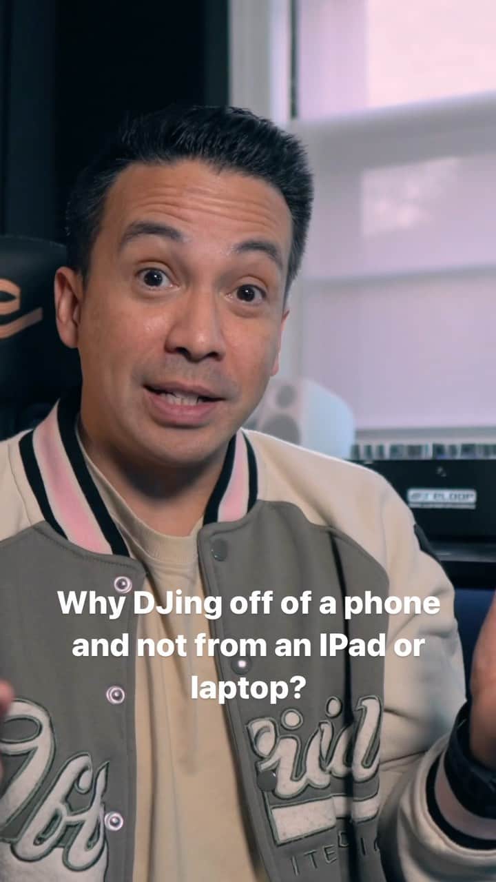 レイドバック・ルークのインスタグラム：「I’m answering all your questions about my DJ setup in my newest vlog! Why do I prefer using a phone over an iPad or laptop and how does this work during shows? Check out the full video on my YouTube channel! 📽️」