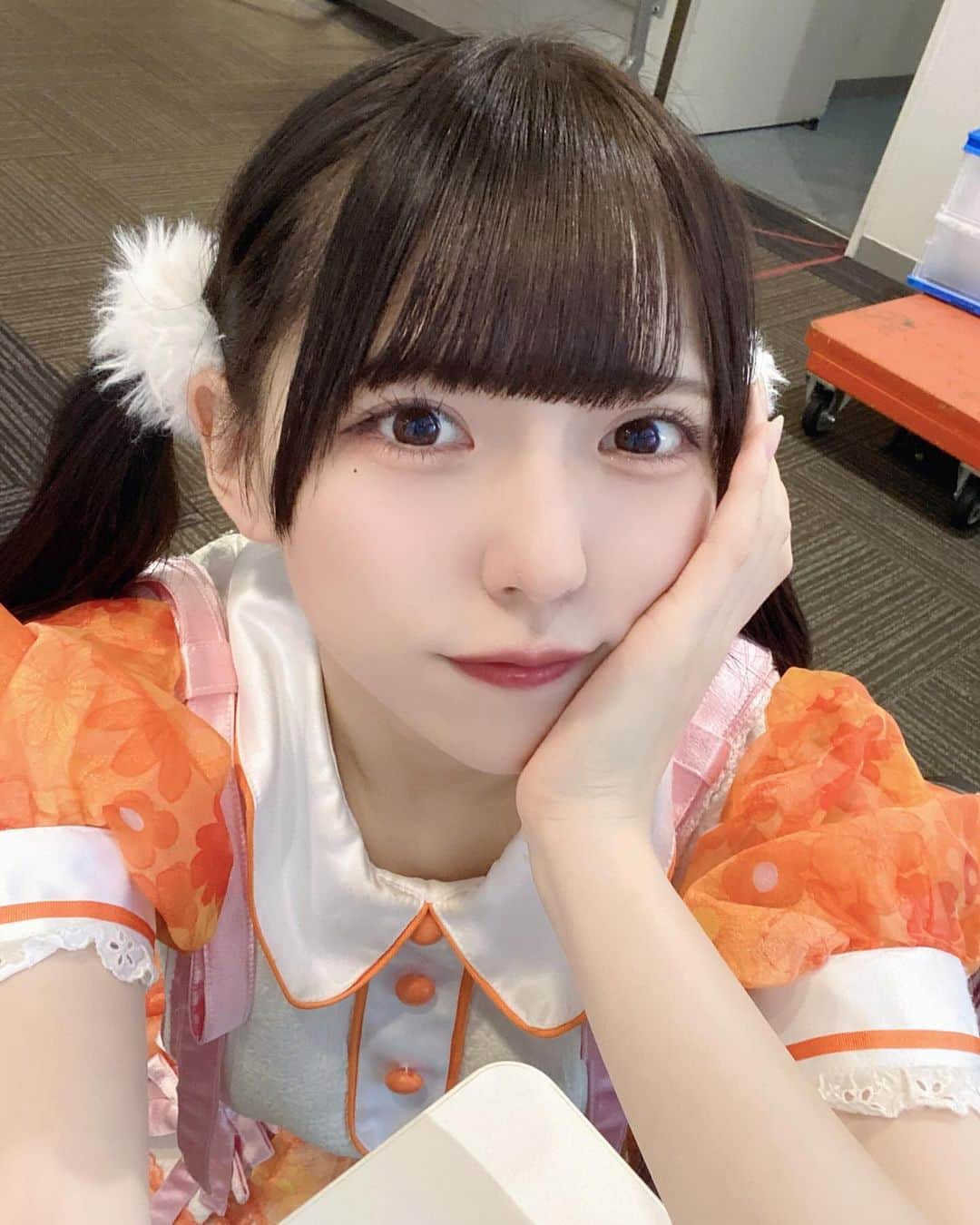 吉田芽梨奈のインスタグラム：「SNSこっそりと見てる私なんか嫌い！(ˆт · тˆ)」