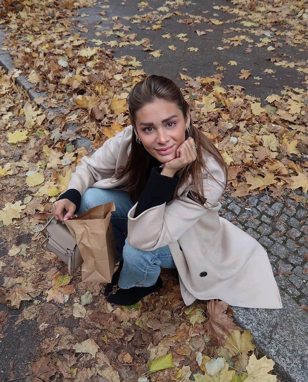 ピューテリーのインスタグラム：「The colder the days, the coolest the outfit.​ #PeutereyAttitude #PeutereyFW23 #FW23」