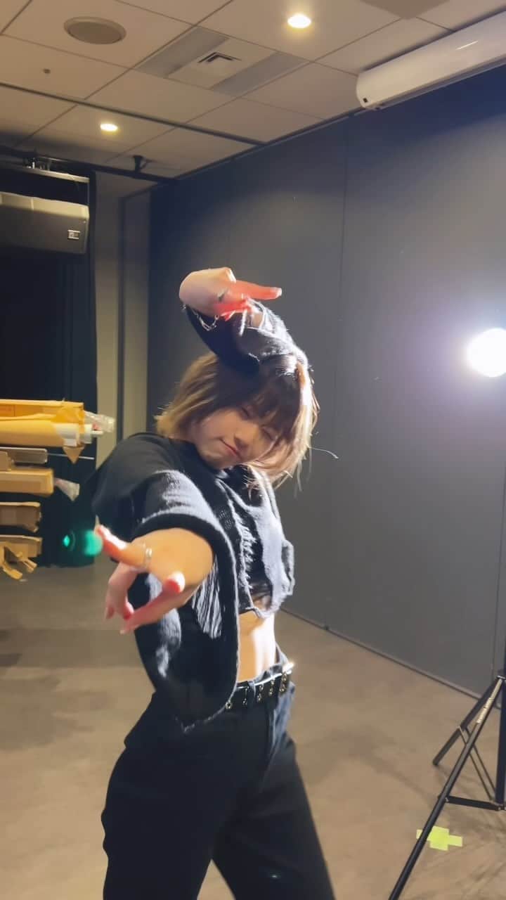 ゆーりのインスタグラム：「オフショット！撮影でした📸」