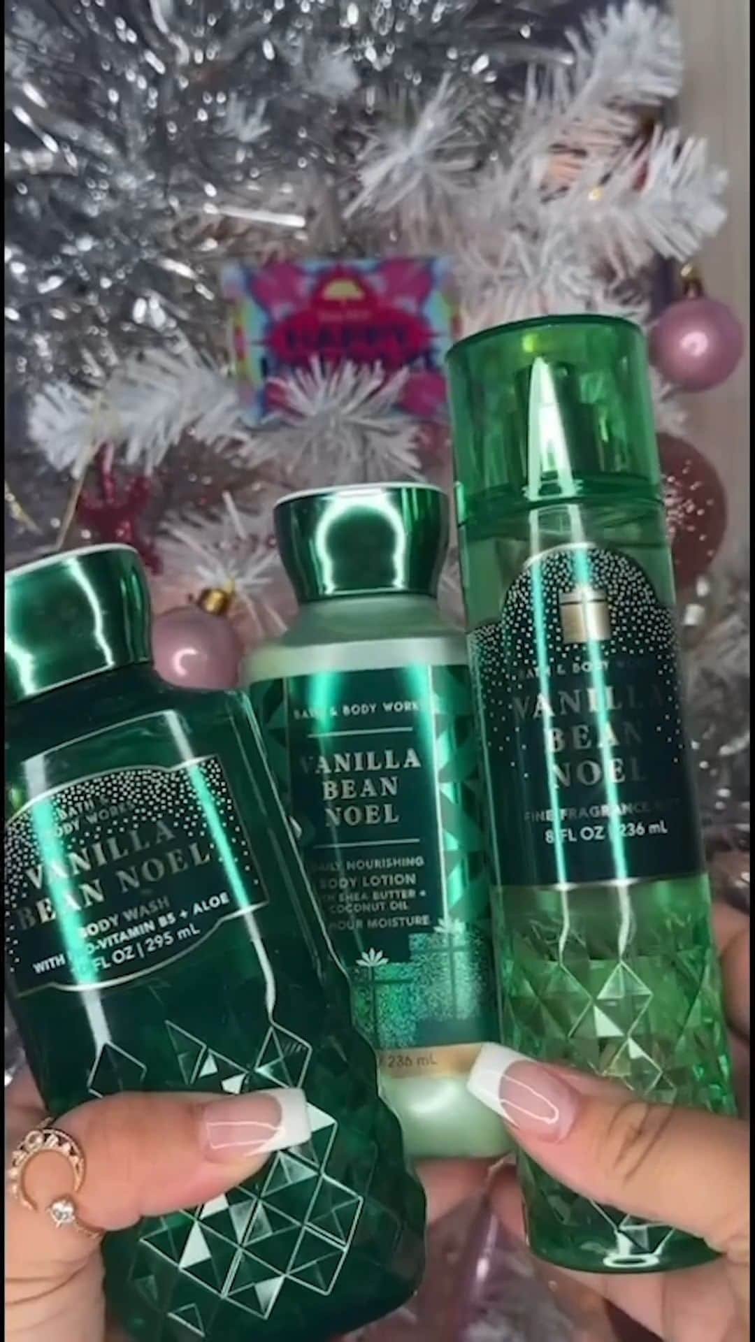 Bath & Body Worksのインスタグラム：「Did someone say Body Care Day? 👀 It’s true: ANNUAL #BODYCAREDAY is coming soon (DEC 8) and My Bath & Body Works Rewards Members shop first ! 📲​」