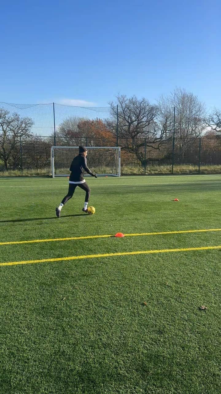 ジェシー・リンガードのインスタグラム：「Keep pushing 💪🏾⏳」