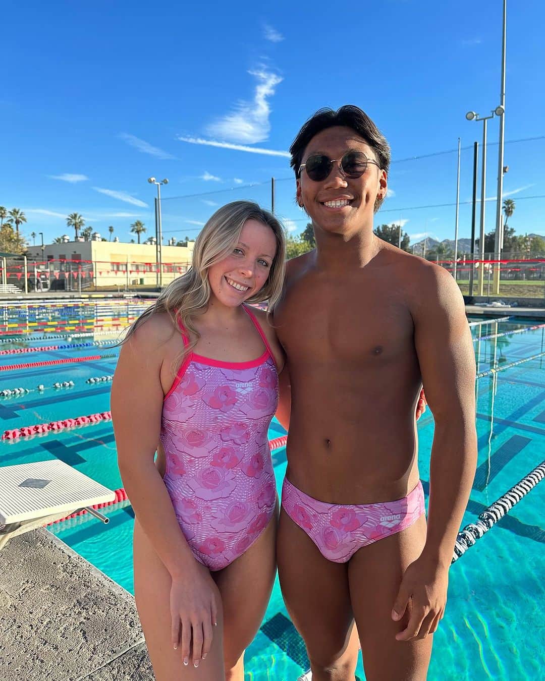 arenausaさんのインスタグラム写真 - (arenausaInstagram)「We’re jealous that this is what winter training looks like for @raaswimteam ☀️💧#arenateamtuesday  #teamarena #arenausa #planetwater」12月6日 2時02分 - arenausa
