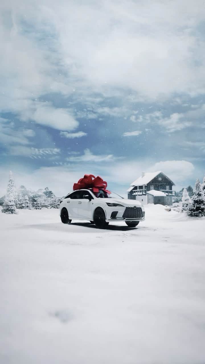 Lexus USAのインスタグラム：「Luxury is in the details. @sebastianjern #DecemberToRemember #LexusRX」