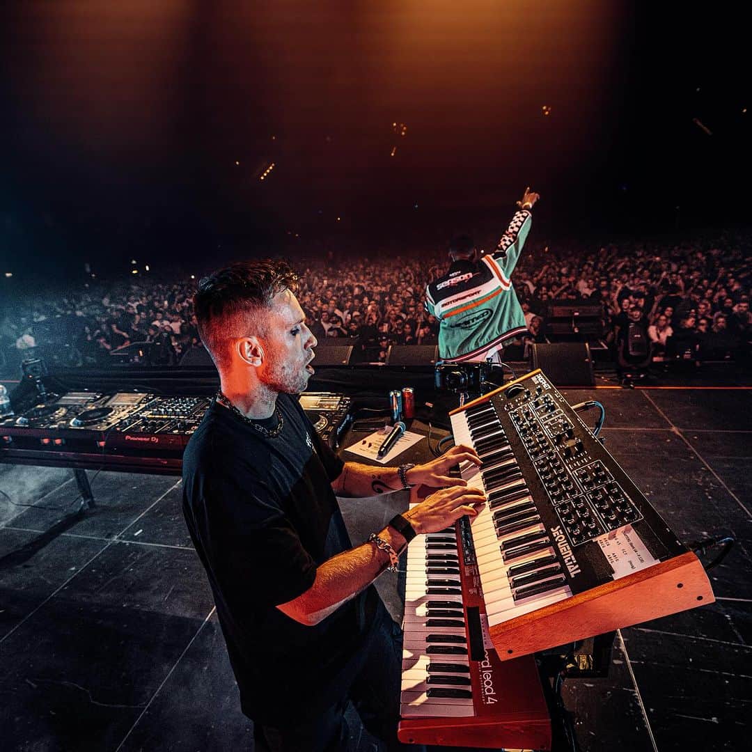 ニッキー・ロメロのインスタグラム：「Nightvision captured in 10 pics 🤯 Where should we tour next? Drop your flag 👇」