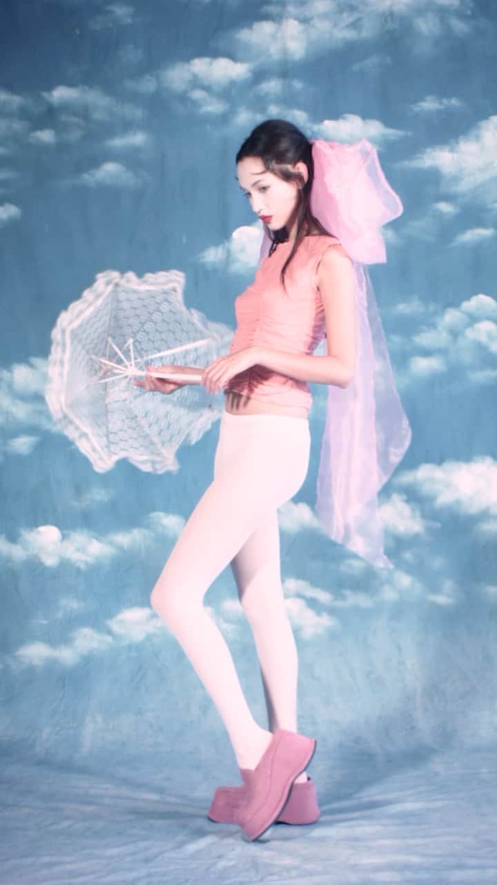 UNIFのインスタグラム：「@i_am_kiko in the Aura Top and Vivi Platforms  Hair: @jennaleeartistry  Makeup: @becomingeden」