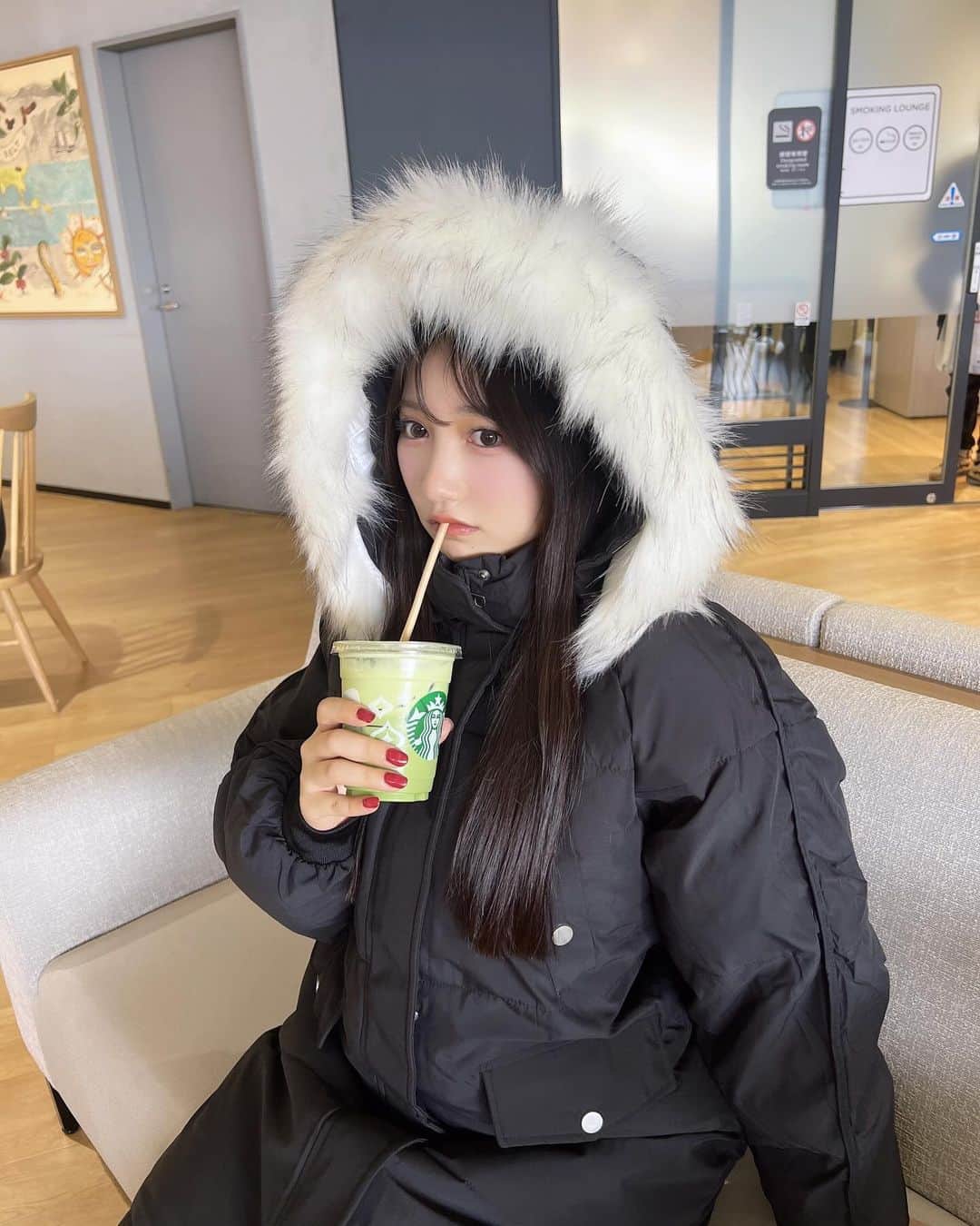 横野すみれのインスタグラム：「✈️」