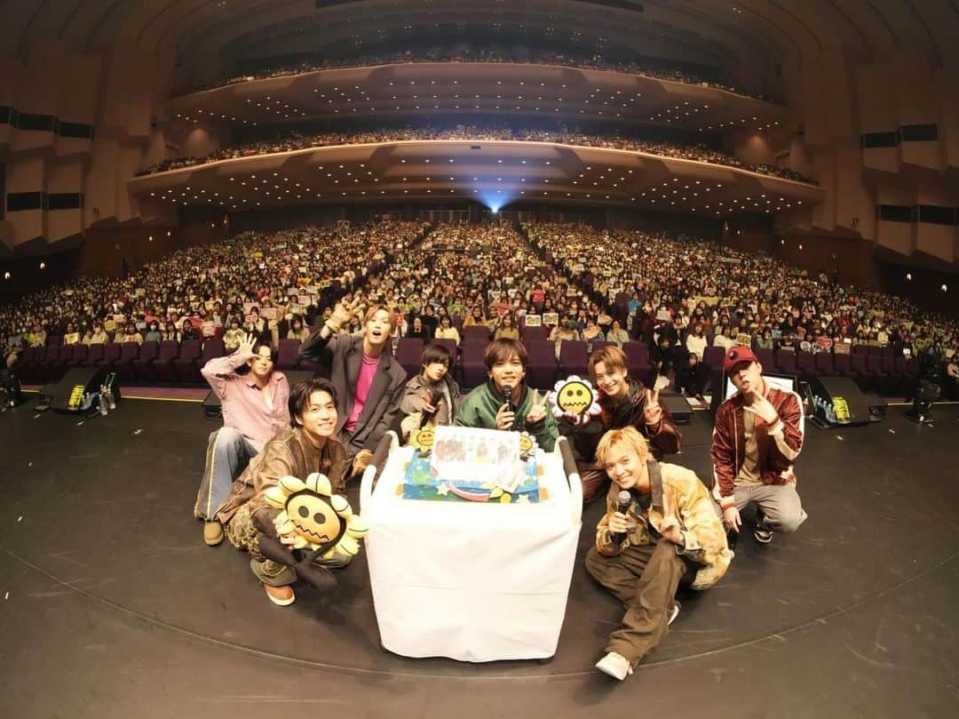 木村慧人さんのインスタグラム写真 - (木村慧人Instagram)「祝5周年🎊  第5回FANTIME ありがとうございました‼️  I LOVE FANTASTICS I LOVE FANTARO🌻  いつだって9人。  これからも 翔け抜けていきます🔥」12月6日 12時55分 - keitokimura_official