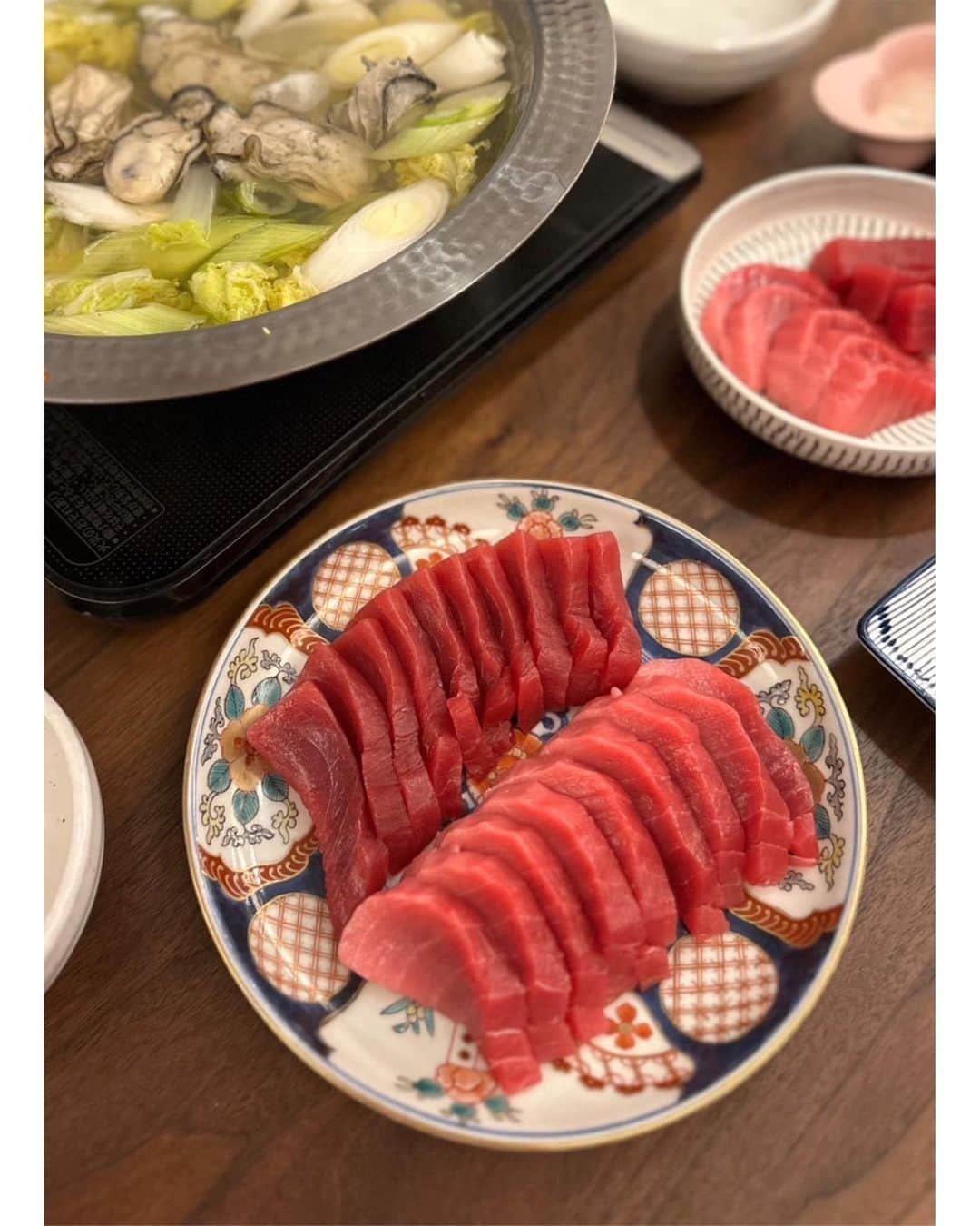 佐々木希さんのインスタグラム写真 - (佐々木希Instagram)「. I♡seafood 山治さんにオーダーして届いた魚介類を食べて元気いっぱい！ 毎日幸せ。」12月6日 13時27分 - nozomisasaki_official