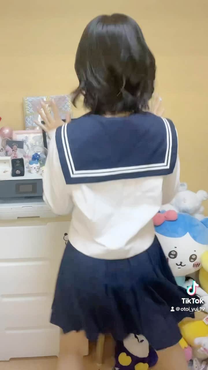 のインスタグラム：「ぴょんぴょん🐰 ♡ ••┈┈┈┈┈┈┈┈•• ♡ #asobisystem #reels #instareels  #アイドル  #idol  #アイドル前髪 #cosplay #ボブ #cosplaygirl  #japanesegirl  #animegirl  #instagood  #likestagram  #uwu  #制服 #セーラー服 #schooluniform #kawaiigirl  #kawaiifashion  #随手拍 #instadaily  #ootd #tiktok #每日穿搭 #tiktokers #tiktokjapan  #jk  #自撮り  #selfie」